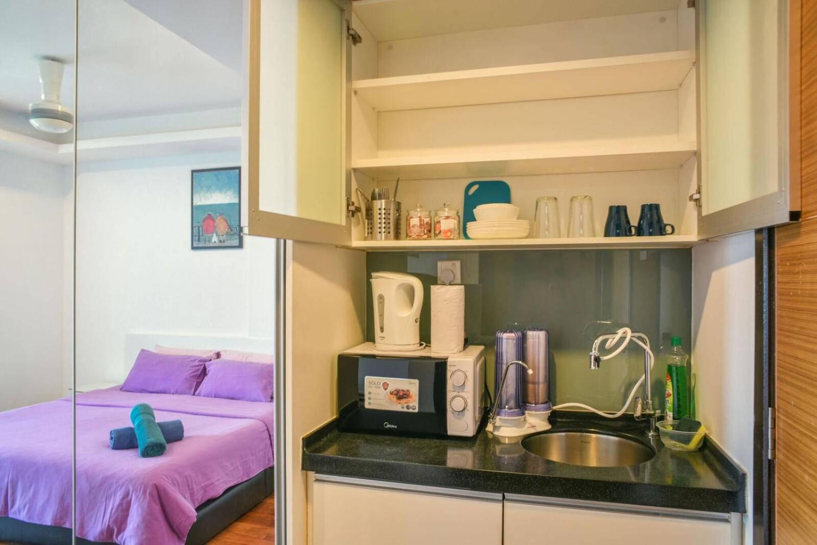 Couple Suite at Casa Residency 5 mins walk to LRT, Jalan Alor & Bukit Bintang