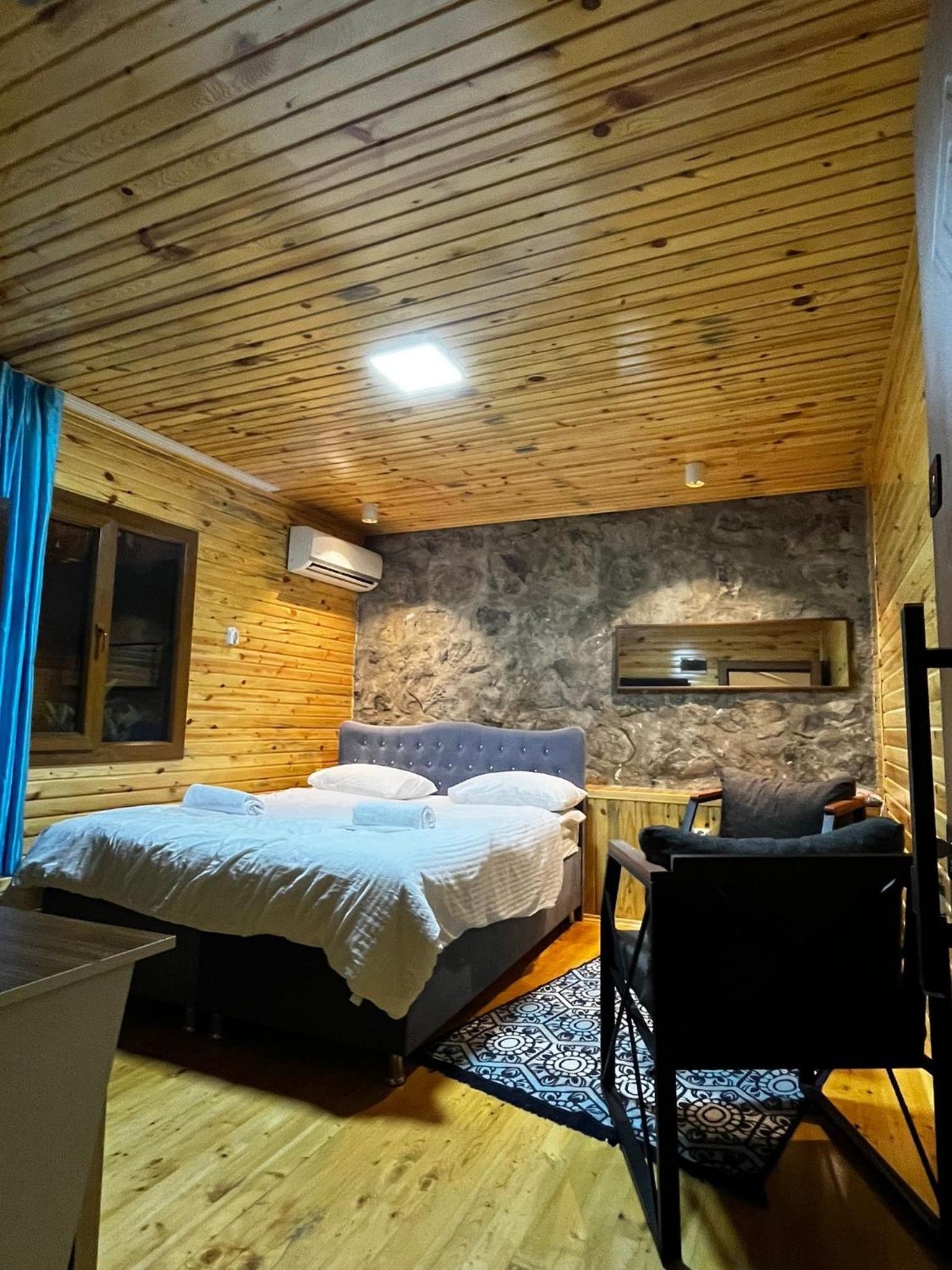 Hesaplı köfteci otel