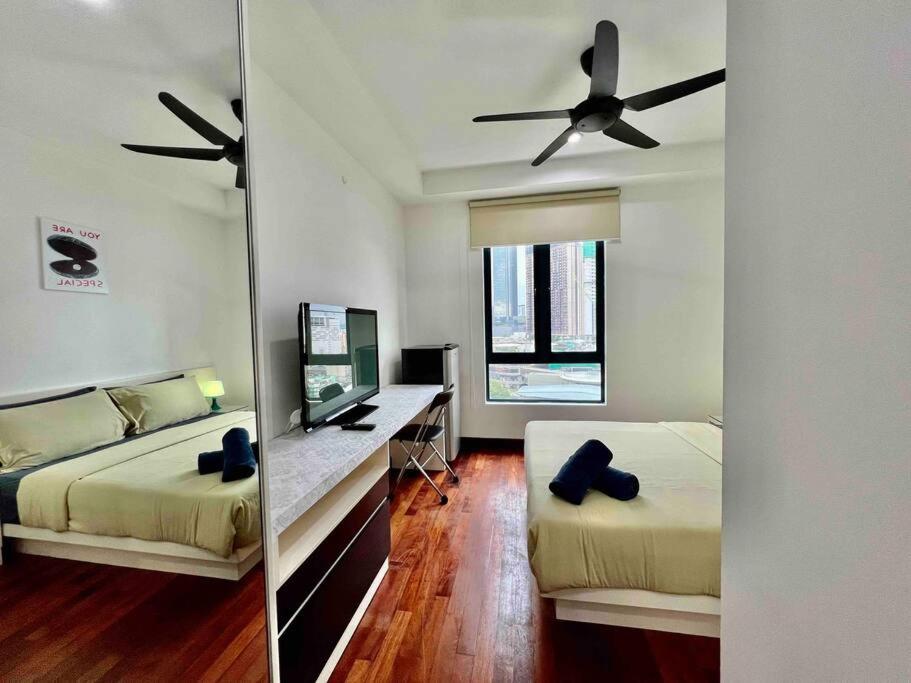 Couple Suite at Casa Residency 5 mins walk to LRT, Jalan Alor & Bukit Bintang