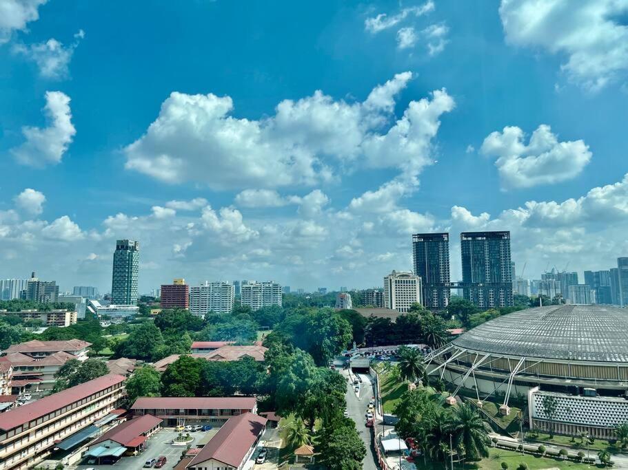 Couple Suite at Casa Residency 5 mins walk to LRT, Jalan Alor & Bukit Bintang