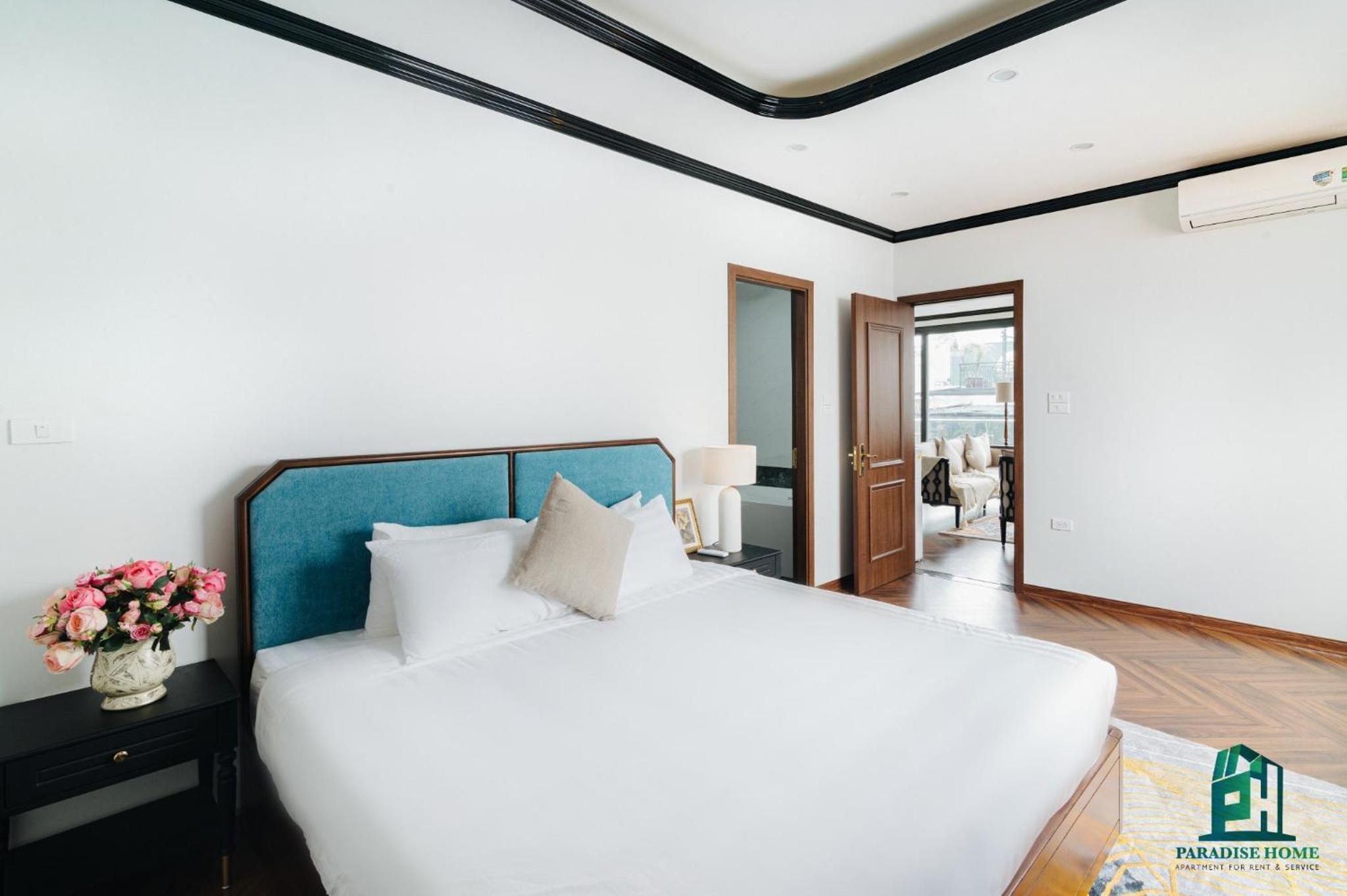 Luxe Paradise Suites Dang Thai Mai