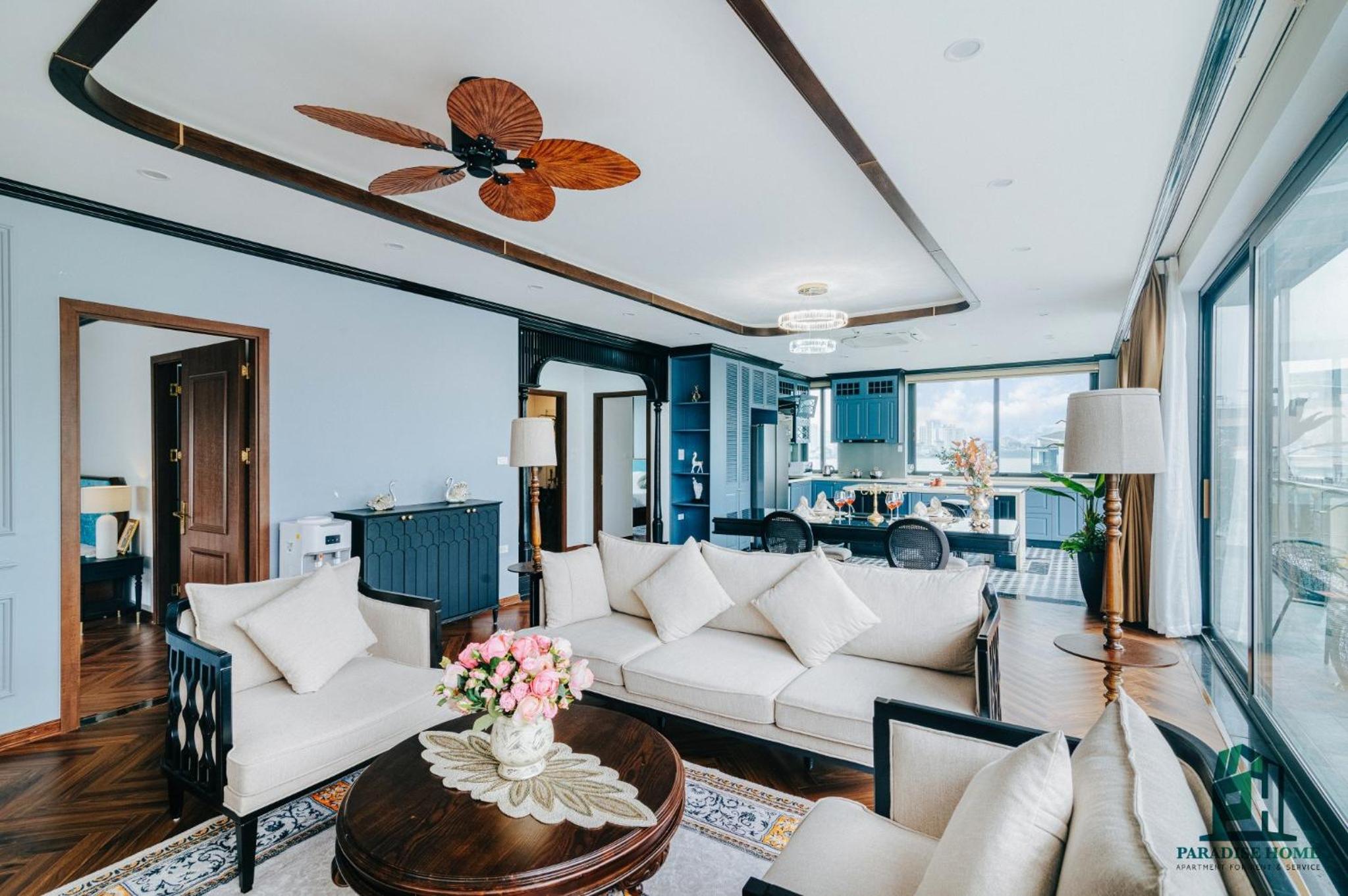 Luxe Paradise Suites Dang Thai Mai