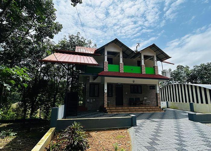 Pazhayaveetil HomeStay