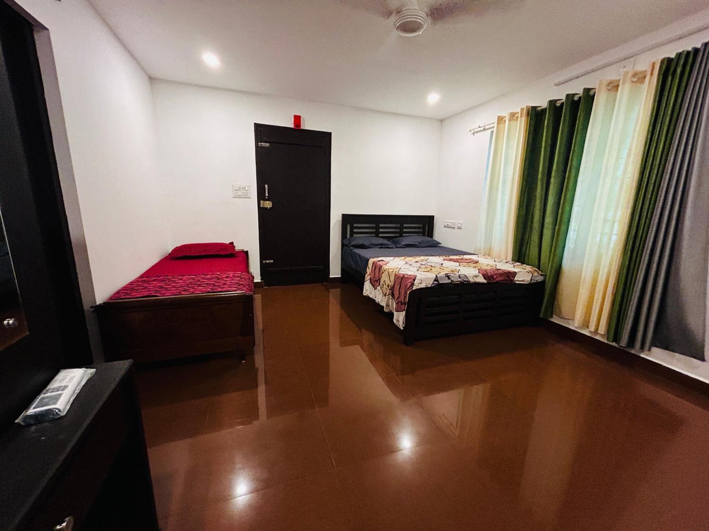 Pazhayaveetil HomeStay