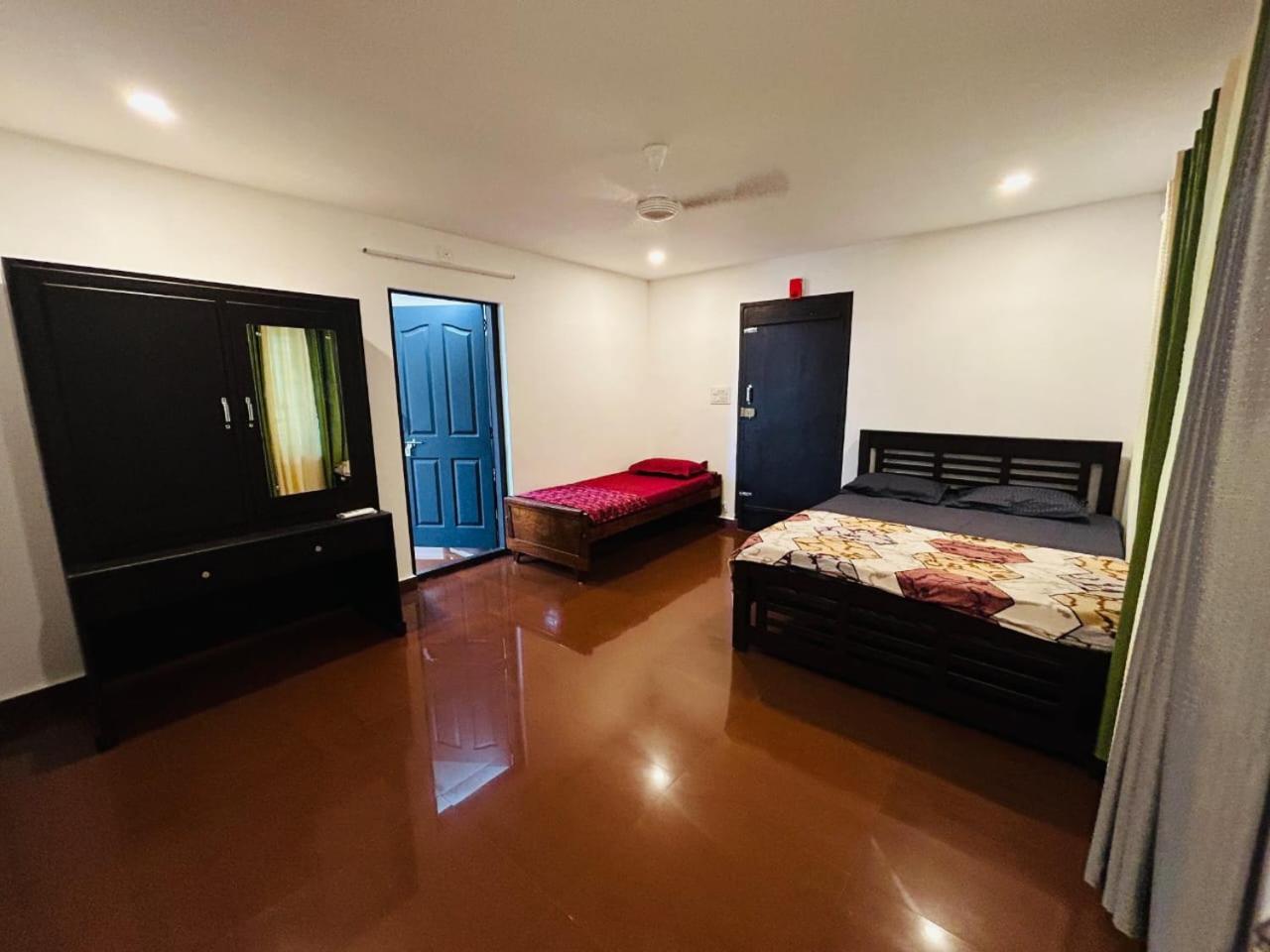 Pazhayaveetil HomeStay