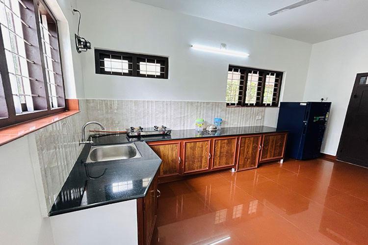 Pazhayaveetil HomeStay