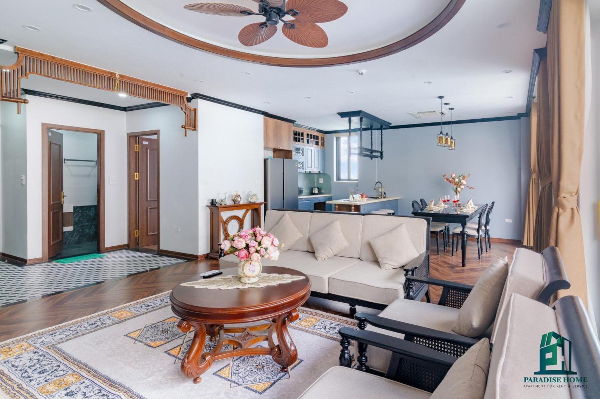 Luxe Paradise Suites Dang Thai Mai