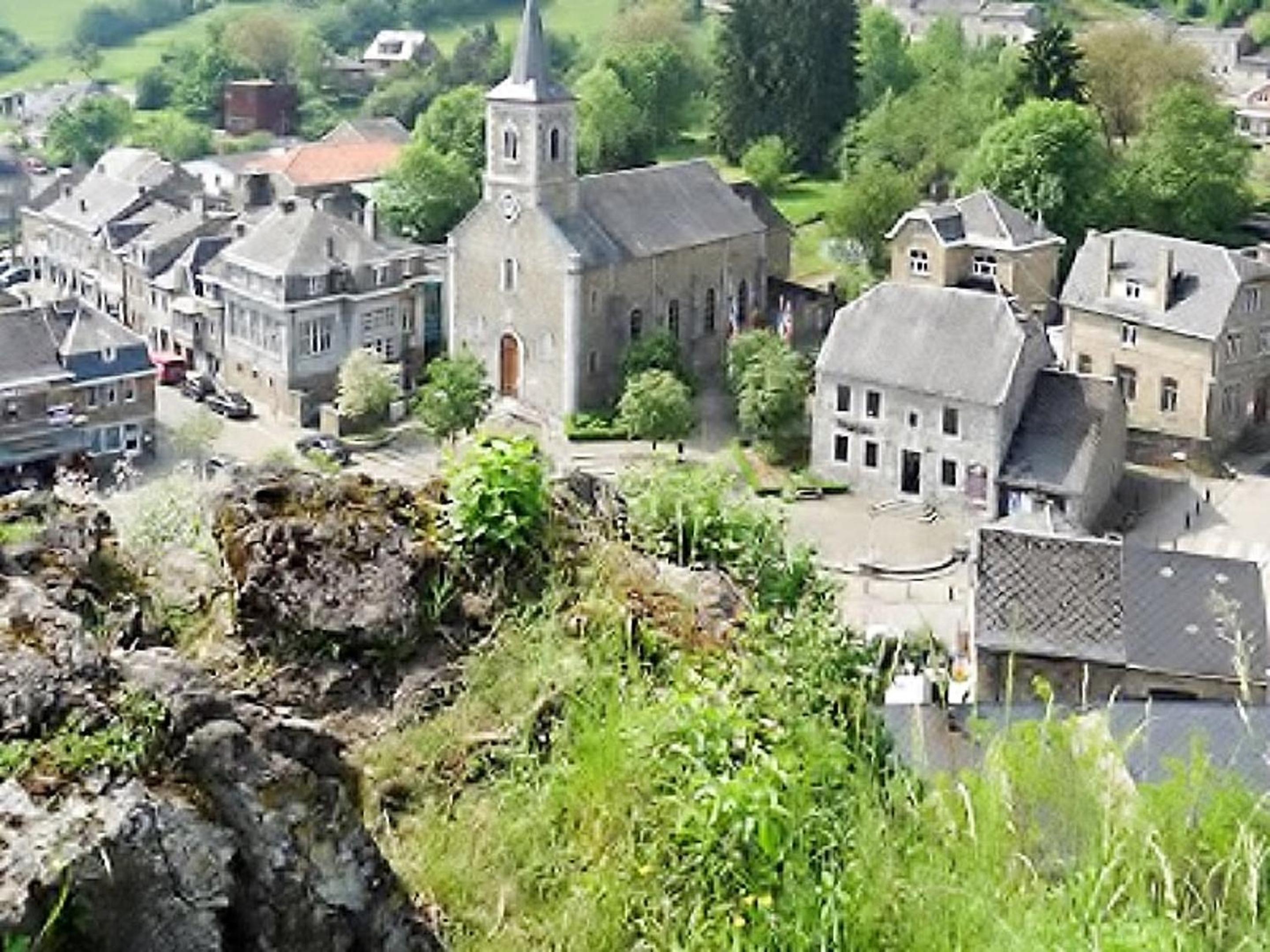 Spacious house with garden in Comblain-au-Pont