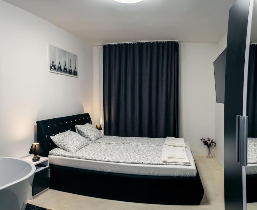 Püspök Flat