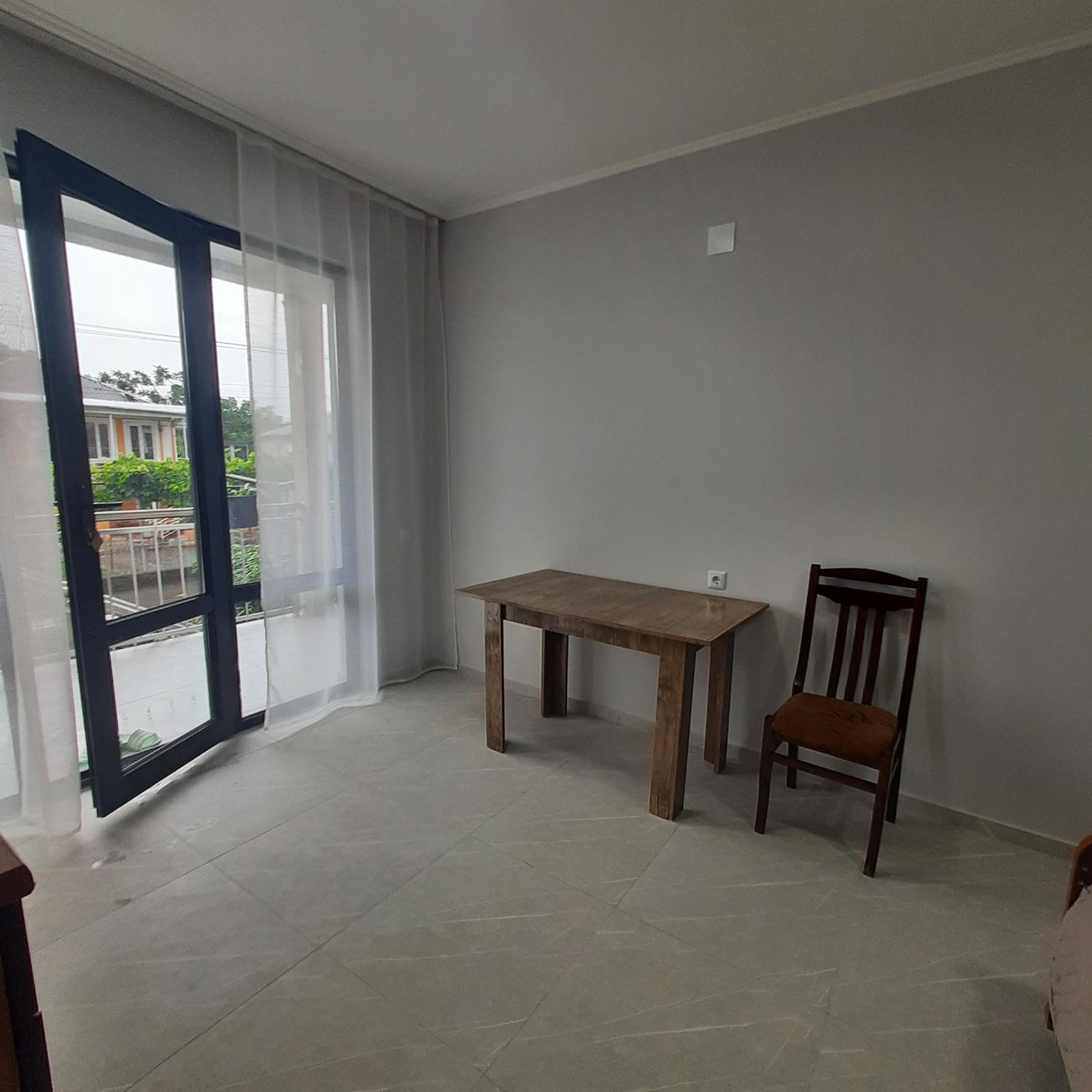 Weekender guesthouse 5 view 4