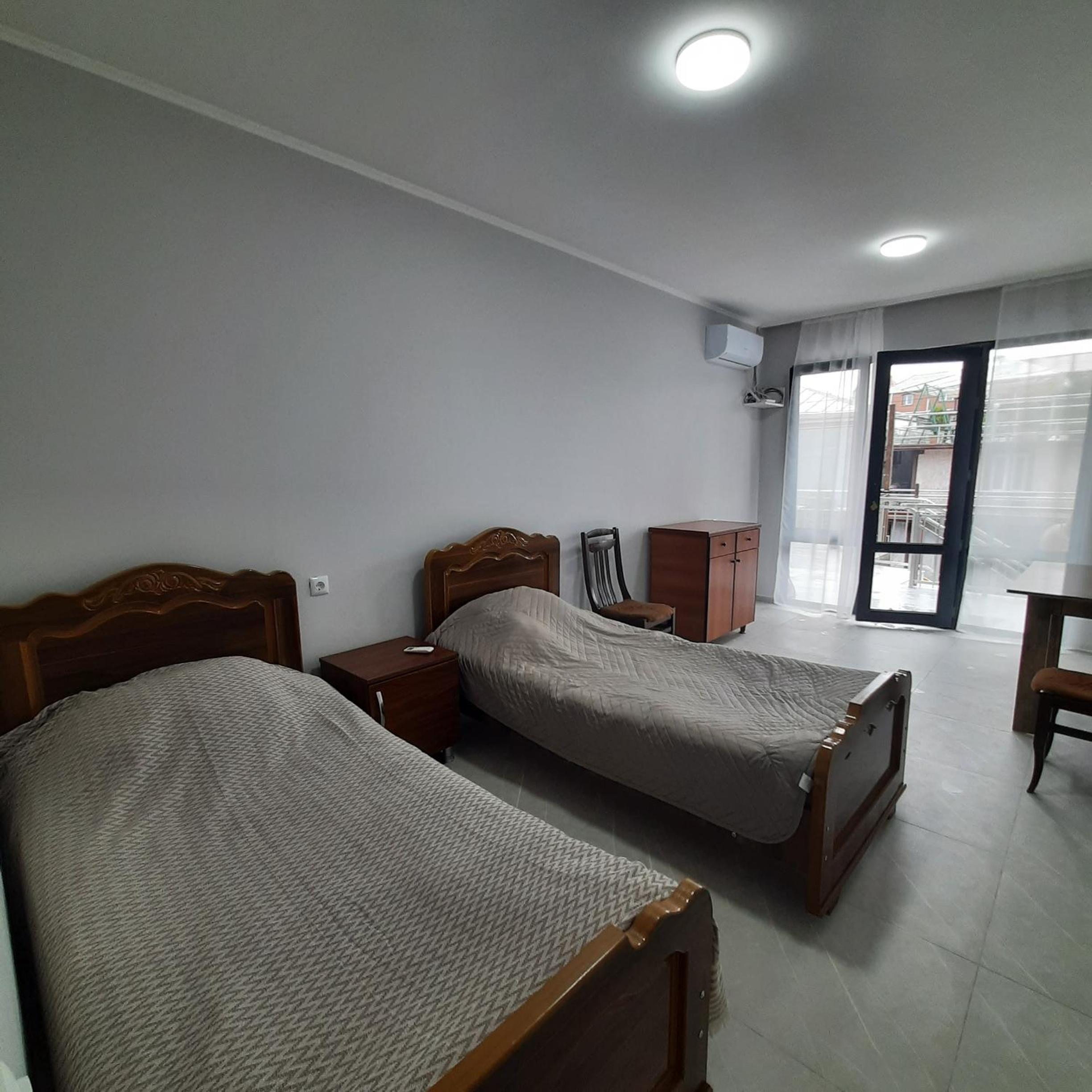 Weekender guesthouse 5 view 2