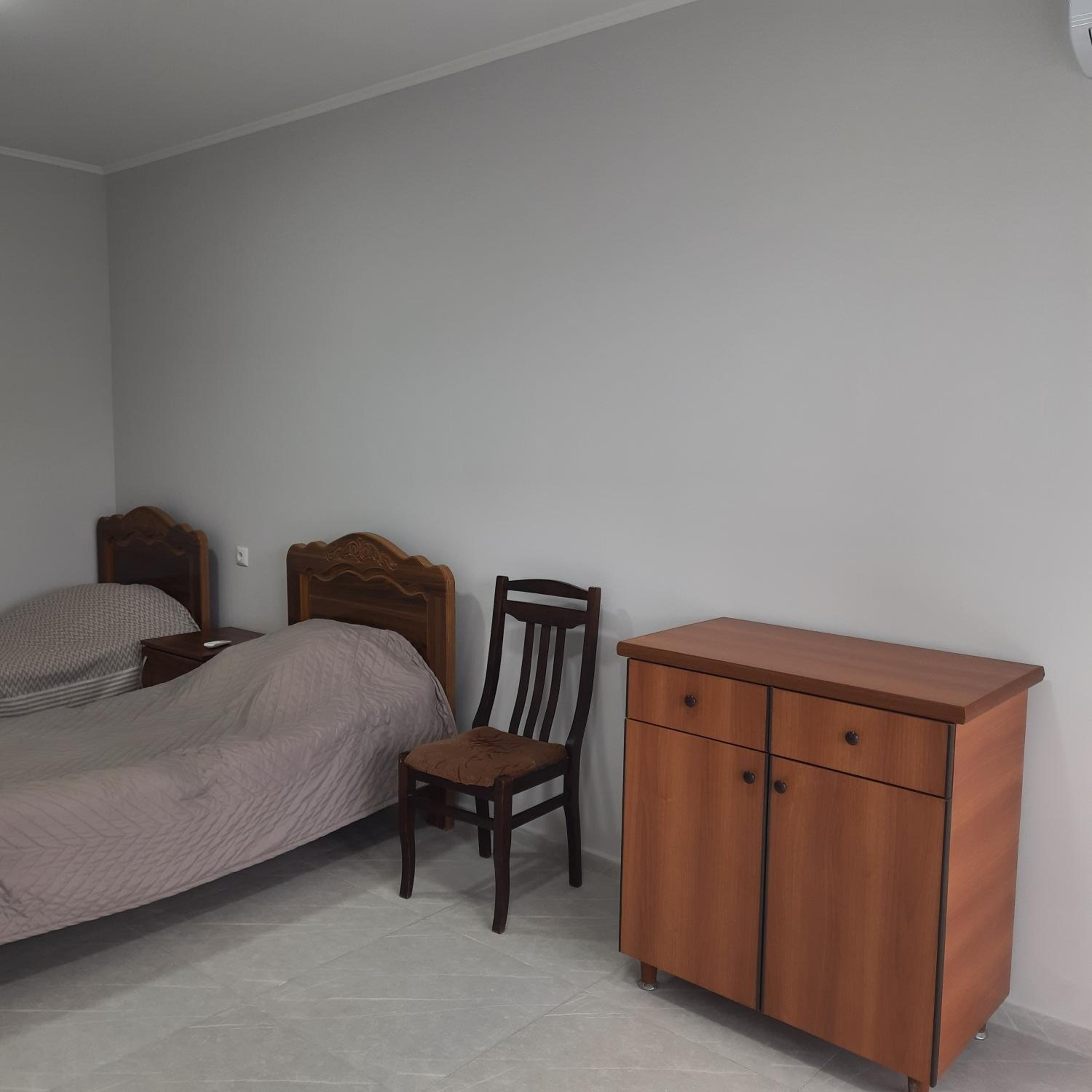 Weekender guesthouse 5 view 3