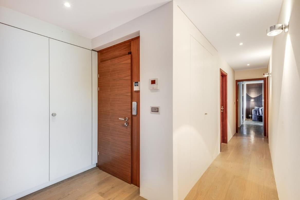 Charming and Spacious Residence in the Heart of Brent by GuestLee