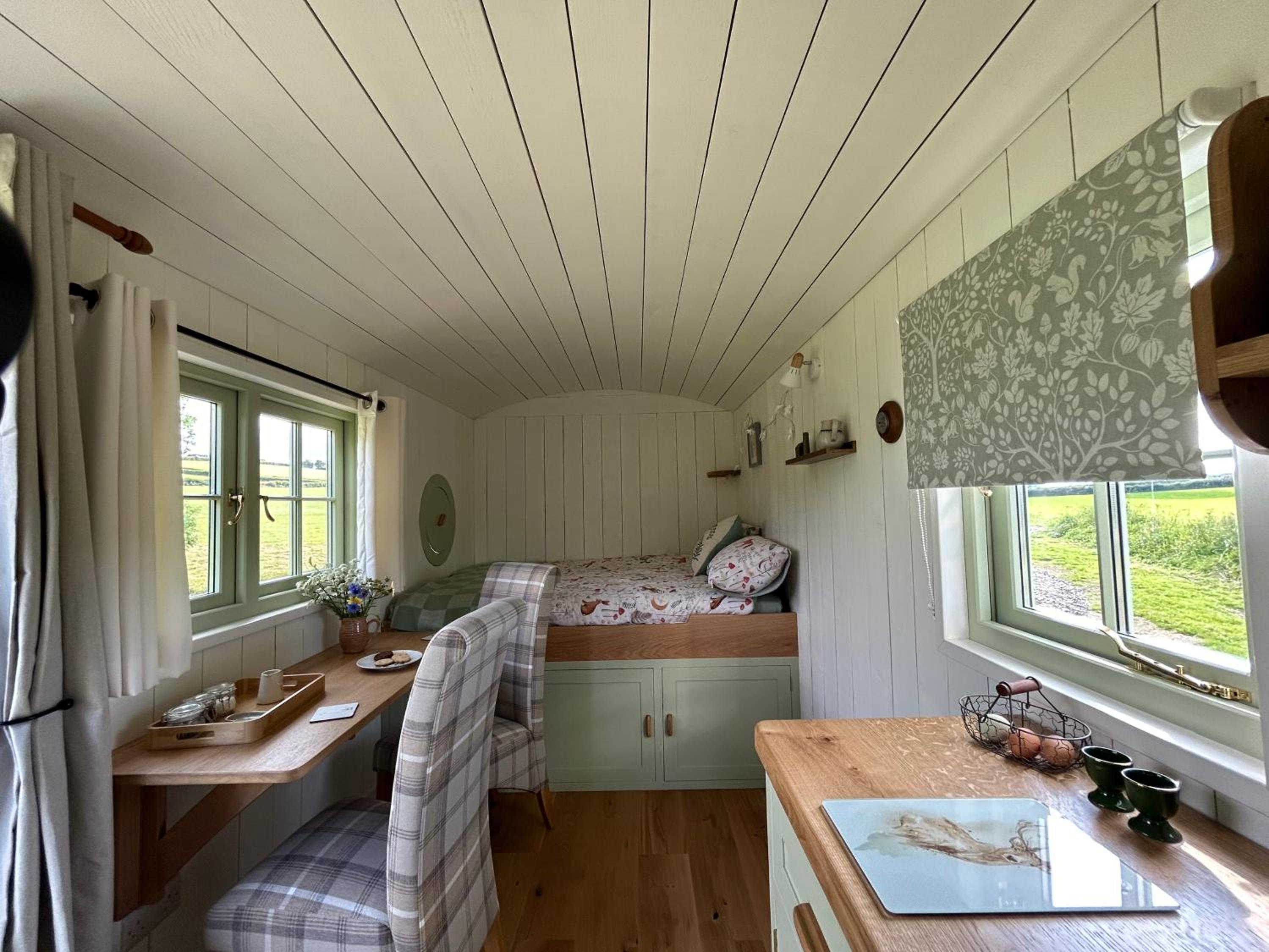 Cosy Owls Roost Hut with Private Hot Tub view 5