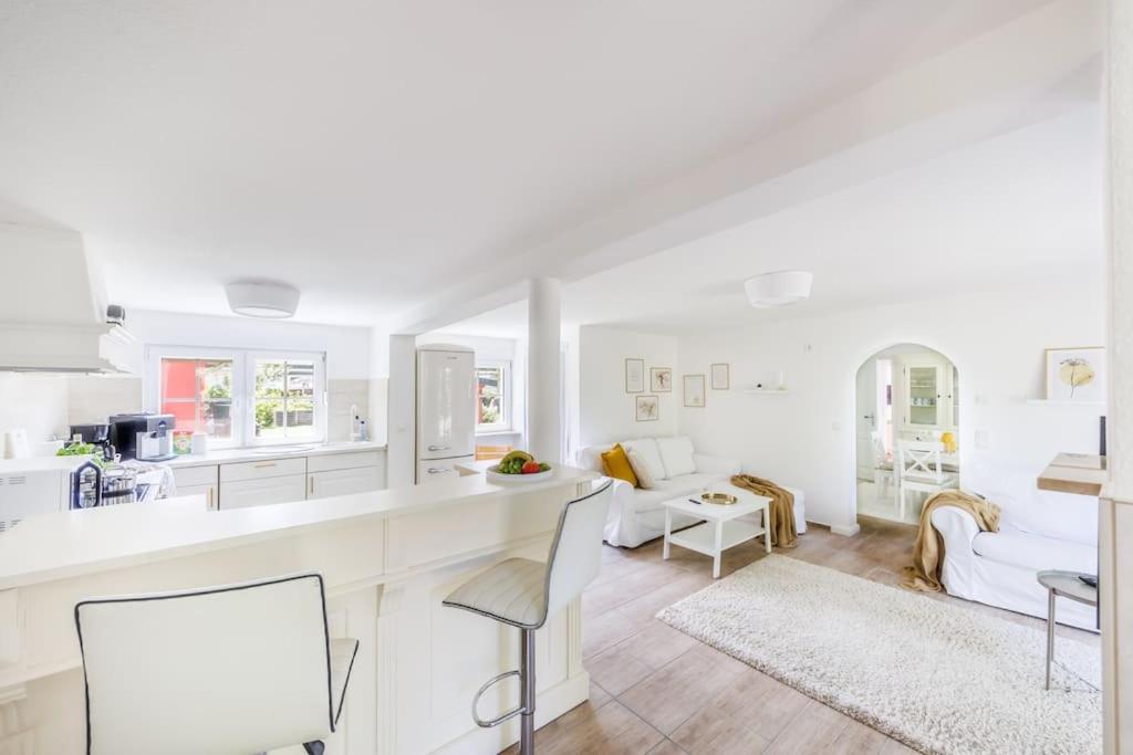 Ferienhaus Goldene Zeit I Terasse I Parkplatz I 3 SZ I 2 Bäder I 2 min zum See