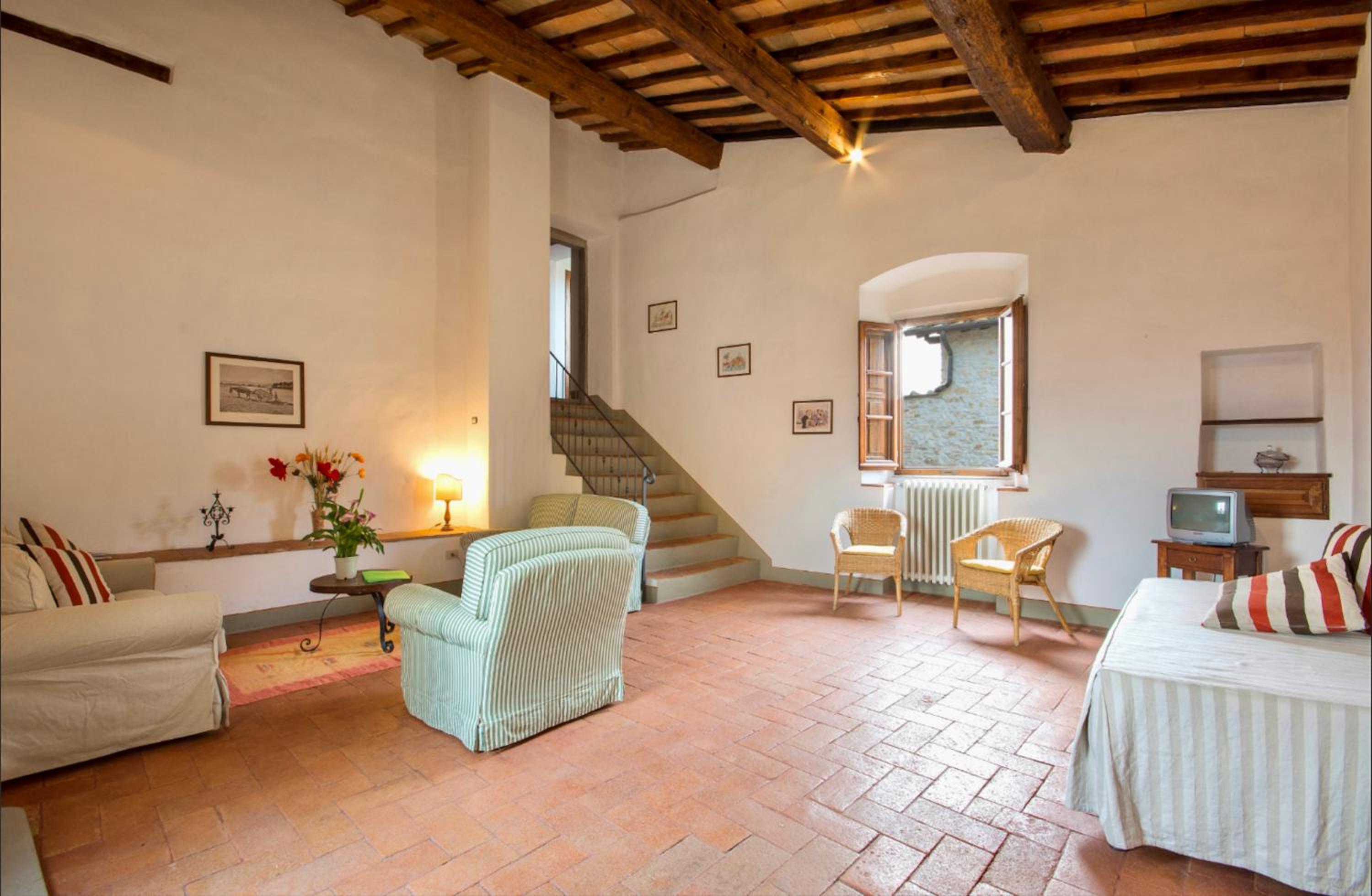 THR-Apartment with 3 bedrooms, 7 beds, 3 bathrooms, air conditioning and private outdoor space in a residence with swimming pool not far from Florence