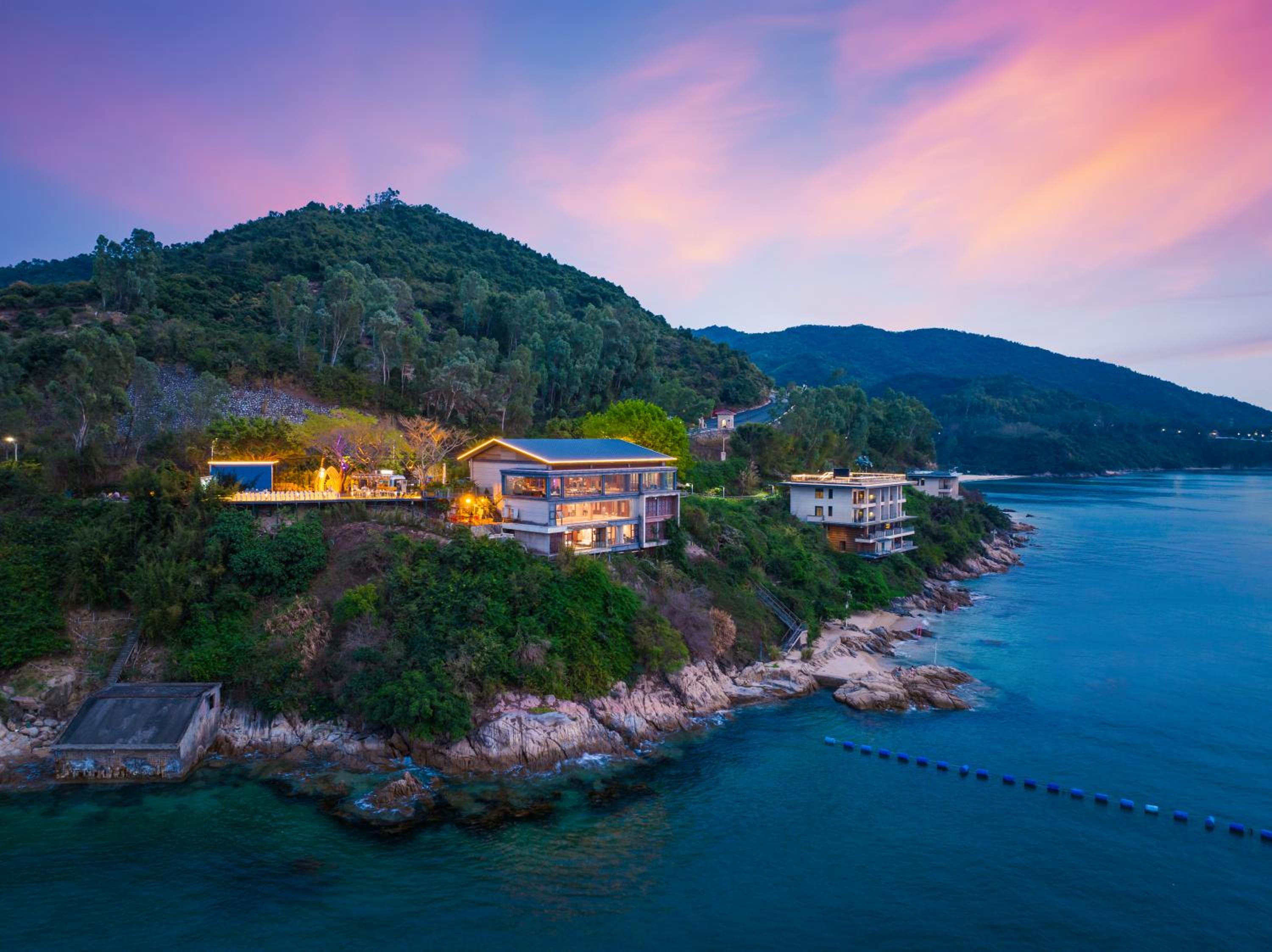 Shenzhen Half Day Cloud Coast Resort