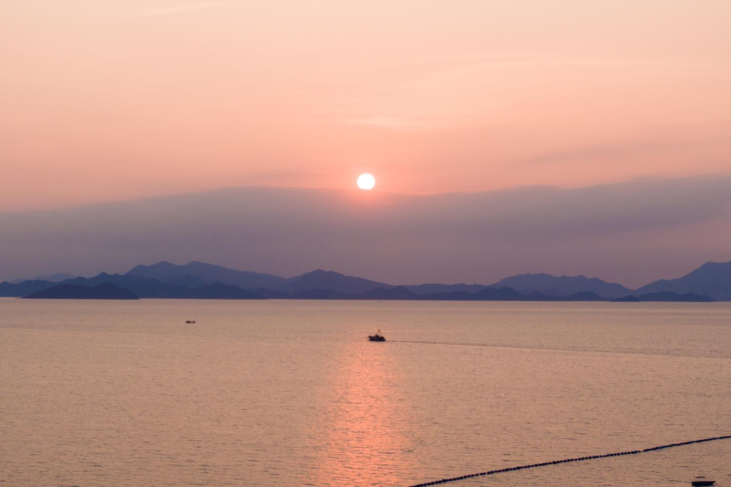 Shenzhen Half Day Cloud Coast Resort