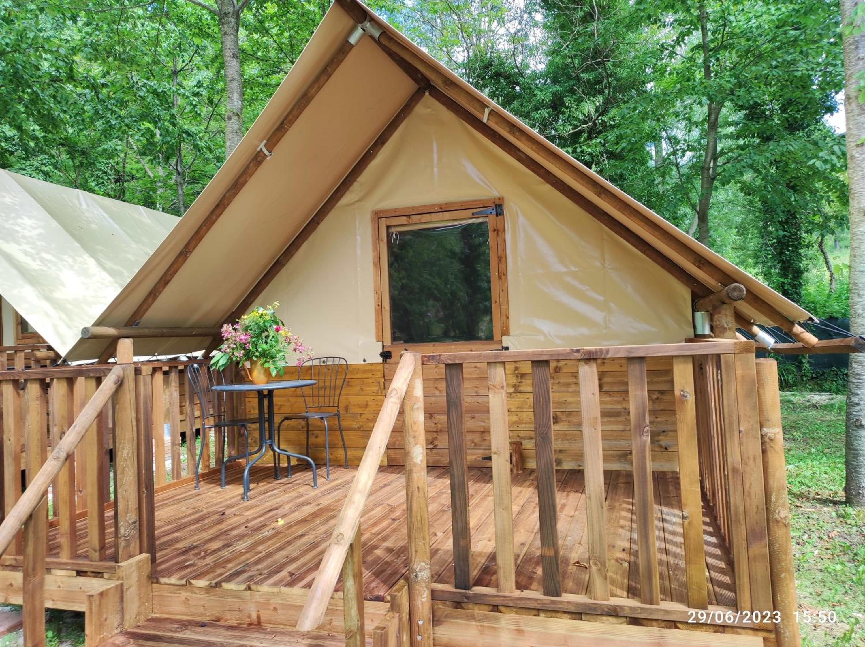 Saecula Natural Village Experience
