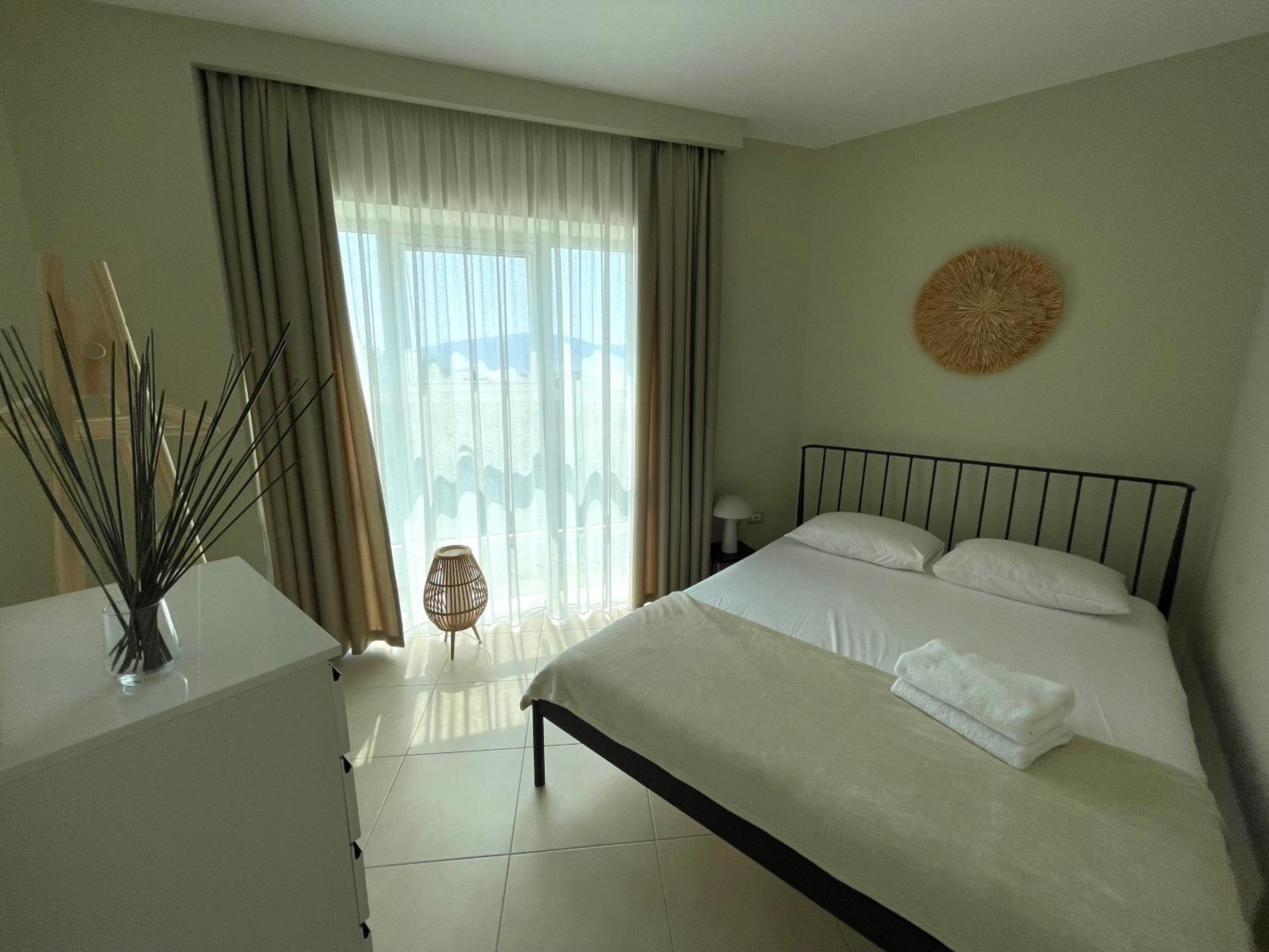 Nordic sea view Scandi Apartments