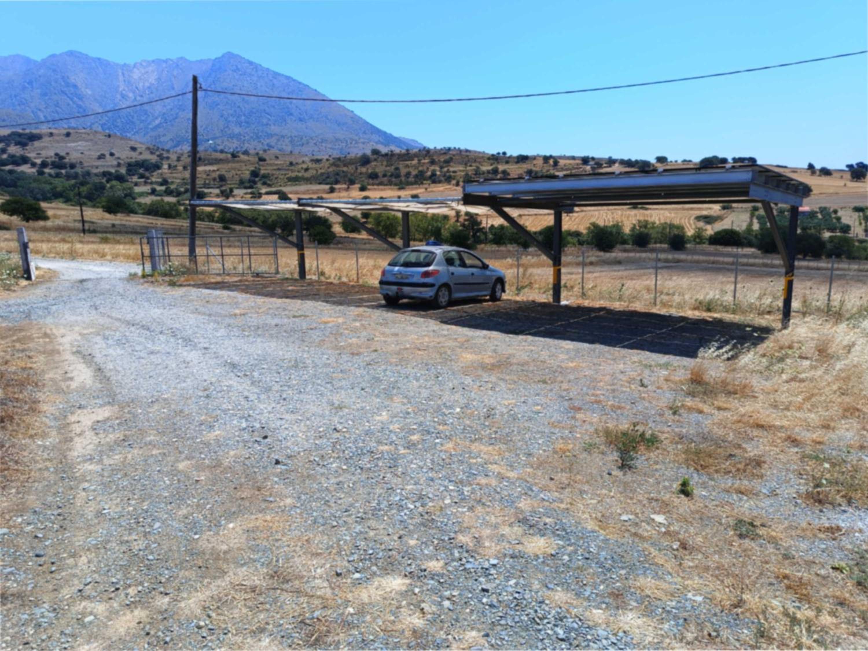 Pezoulia Cottages
