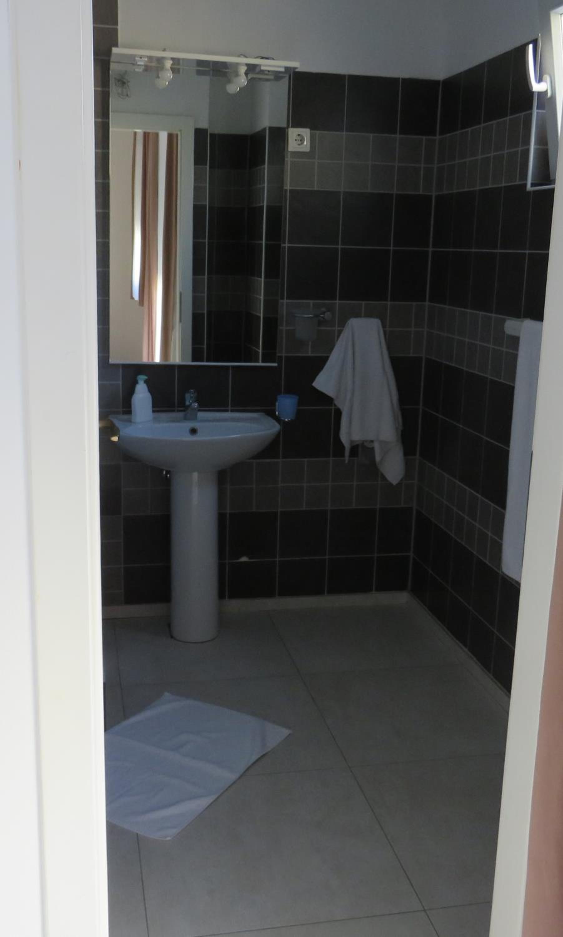Photo 31