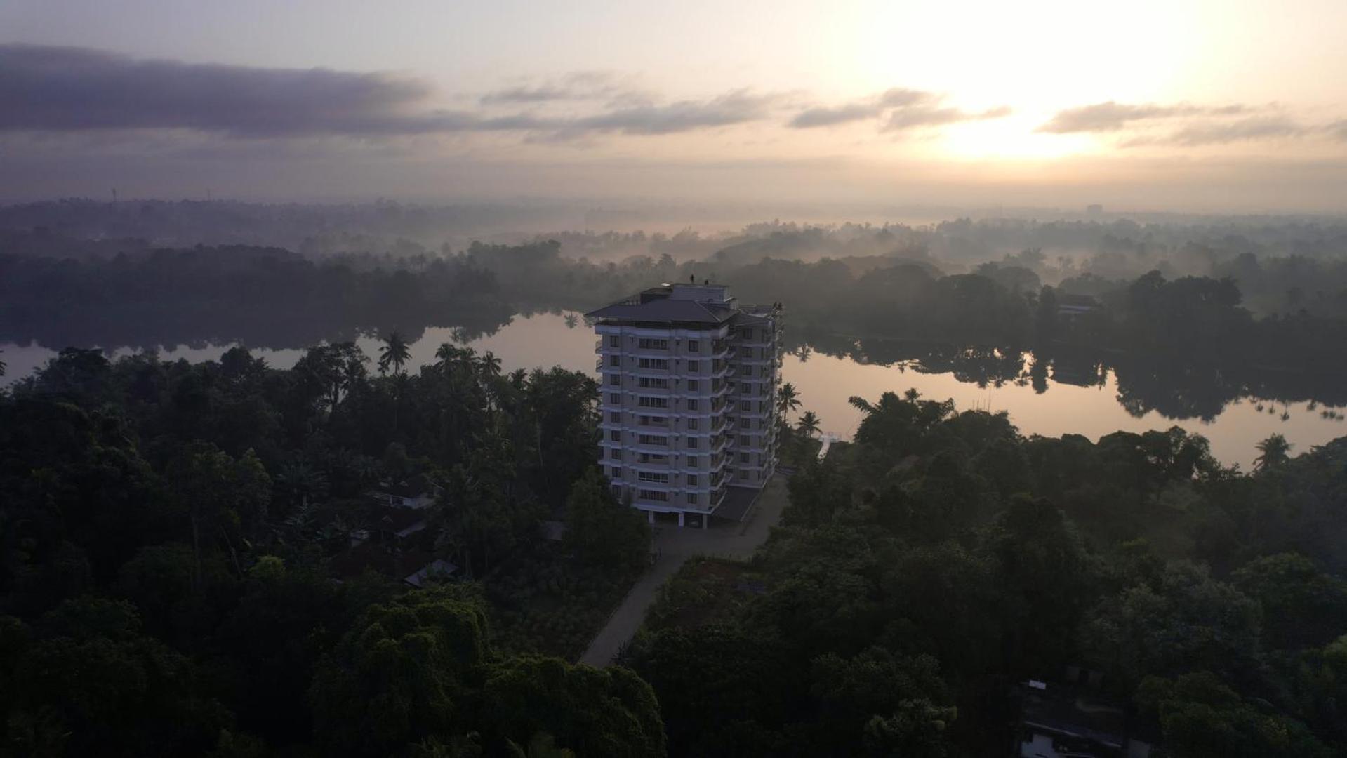 Pearl Periyar View Apartments