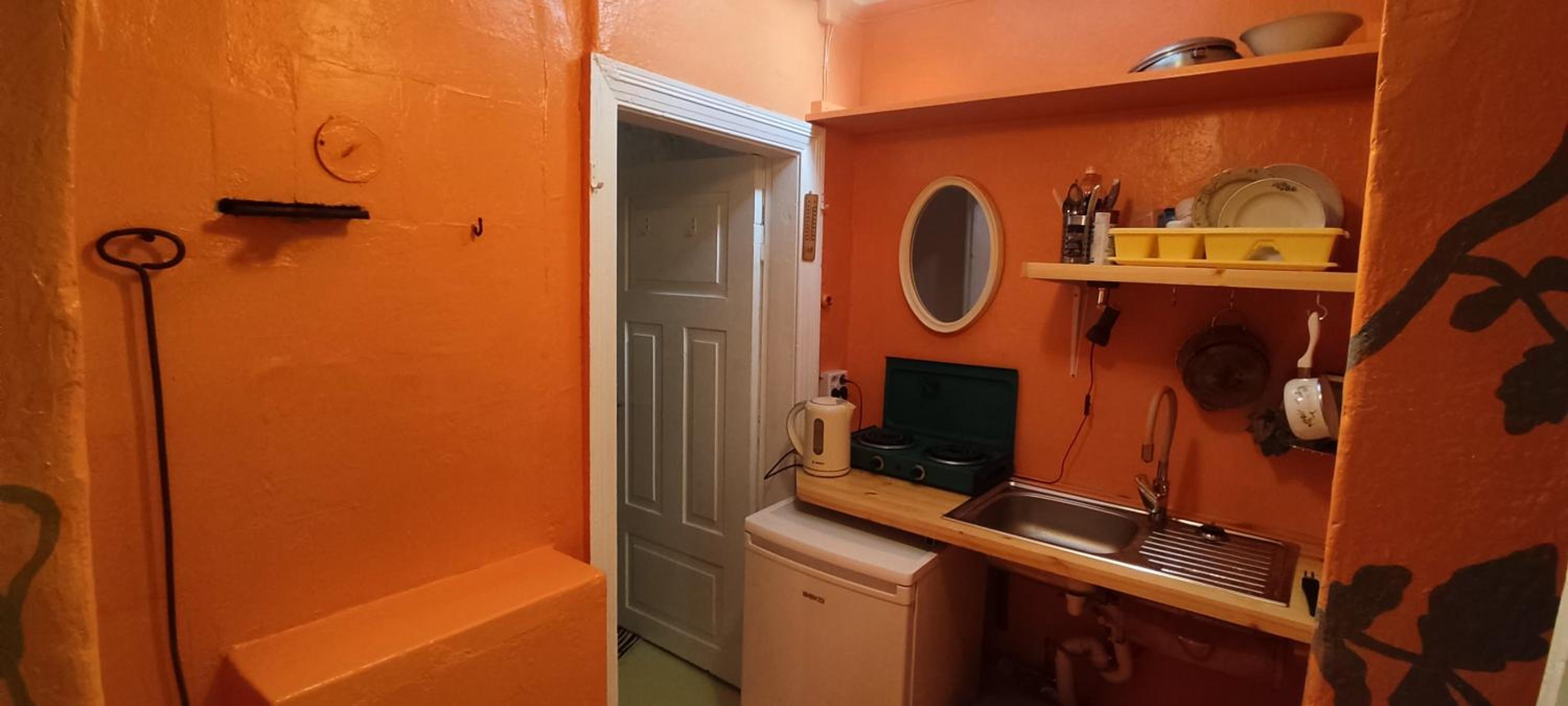 Double Room Near Beach Apt 6 view 5