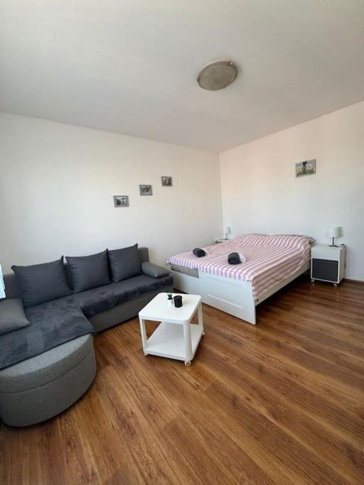 Apartment Rea