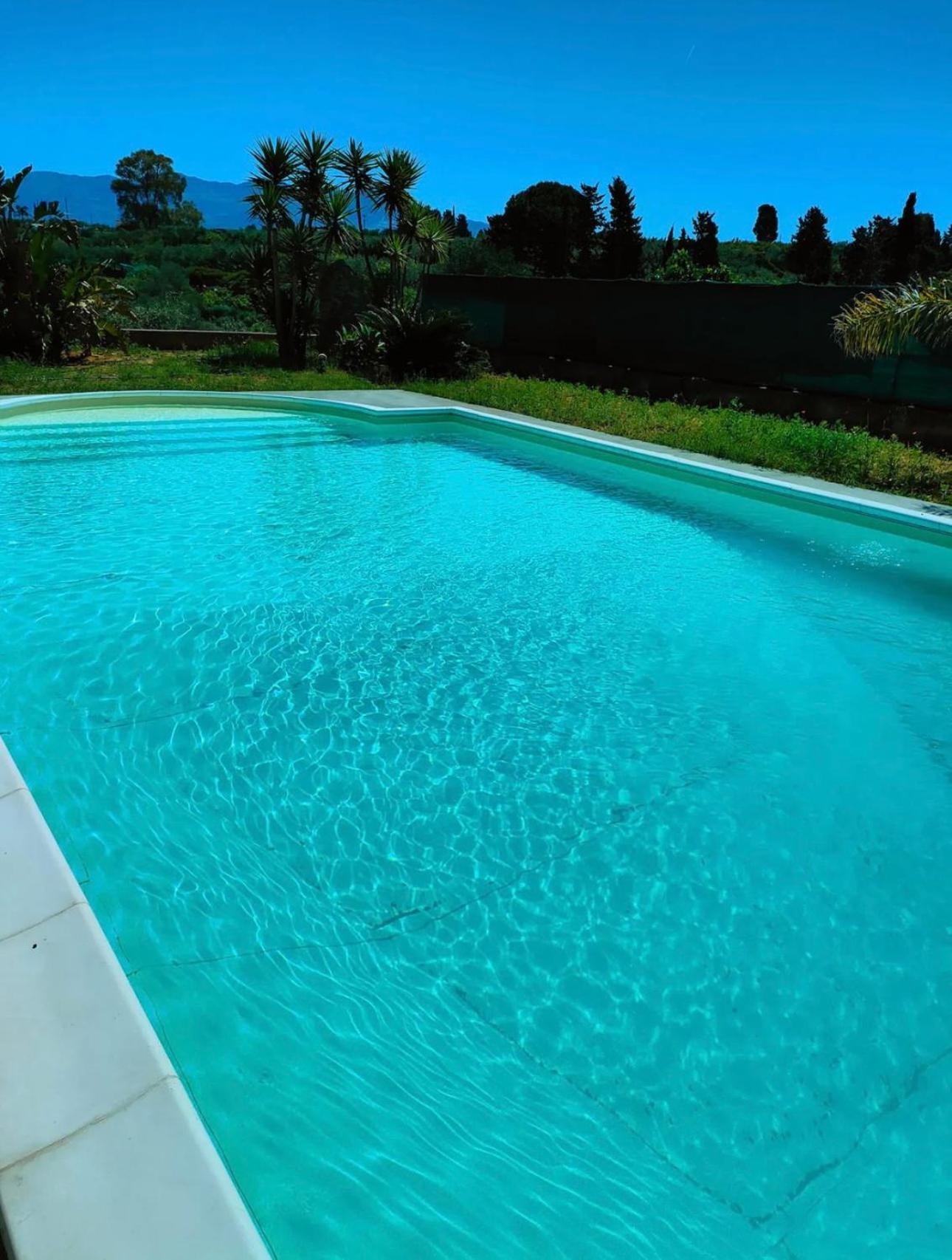 Meravigliosa villa con piscina