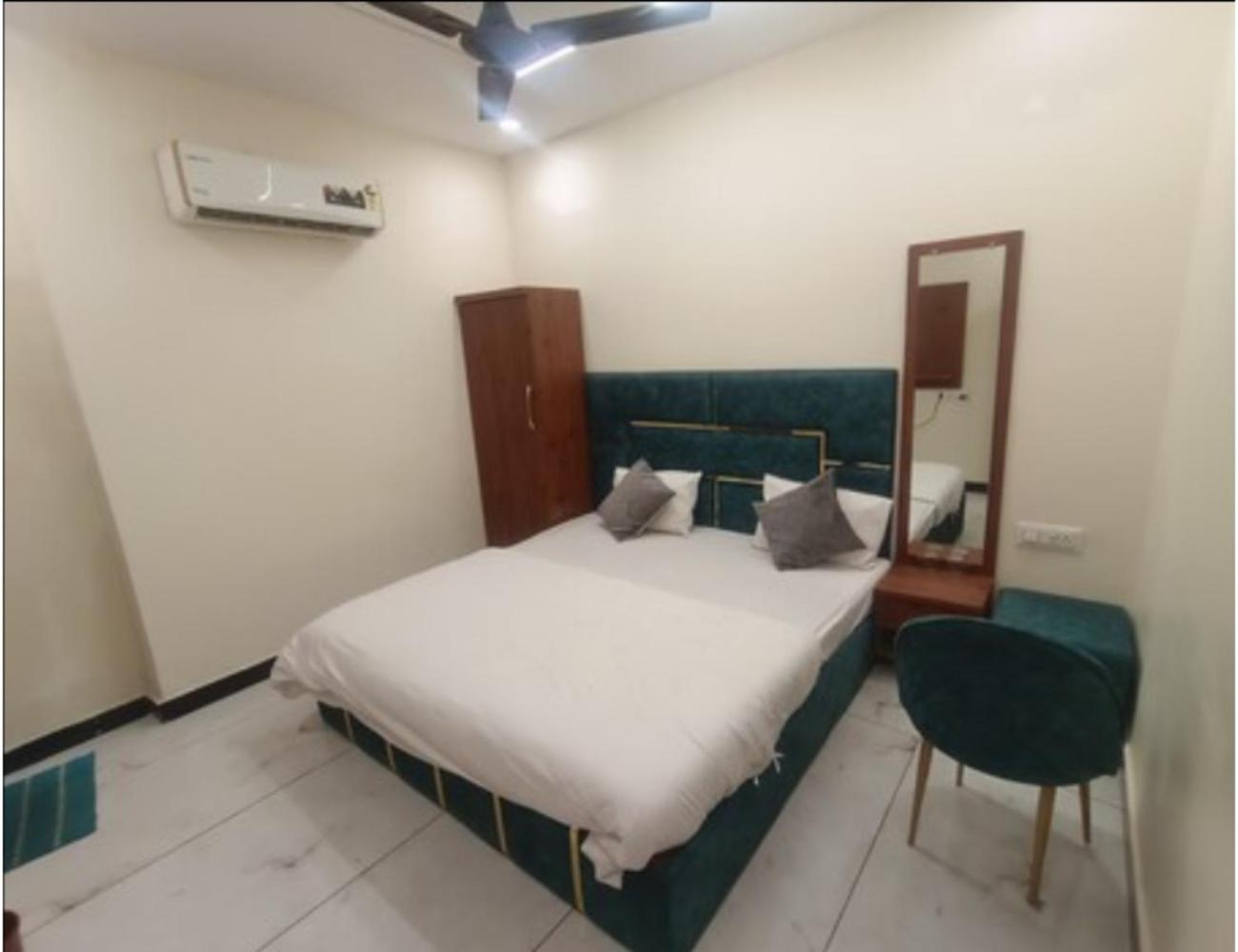 Hotel Anant Villa, Ujjain