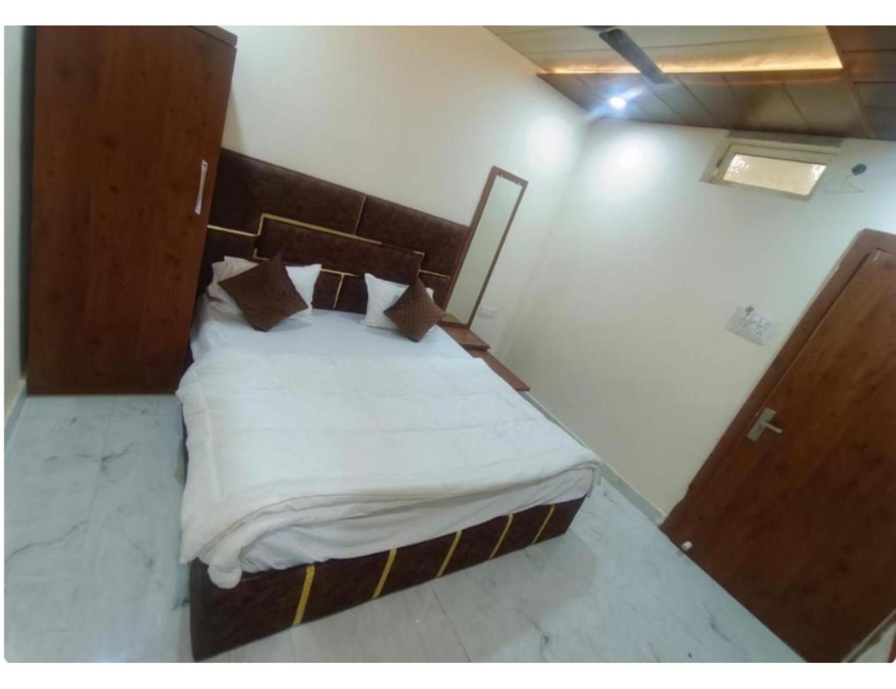 Hotel Anant Villa, Ujjain