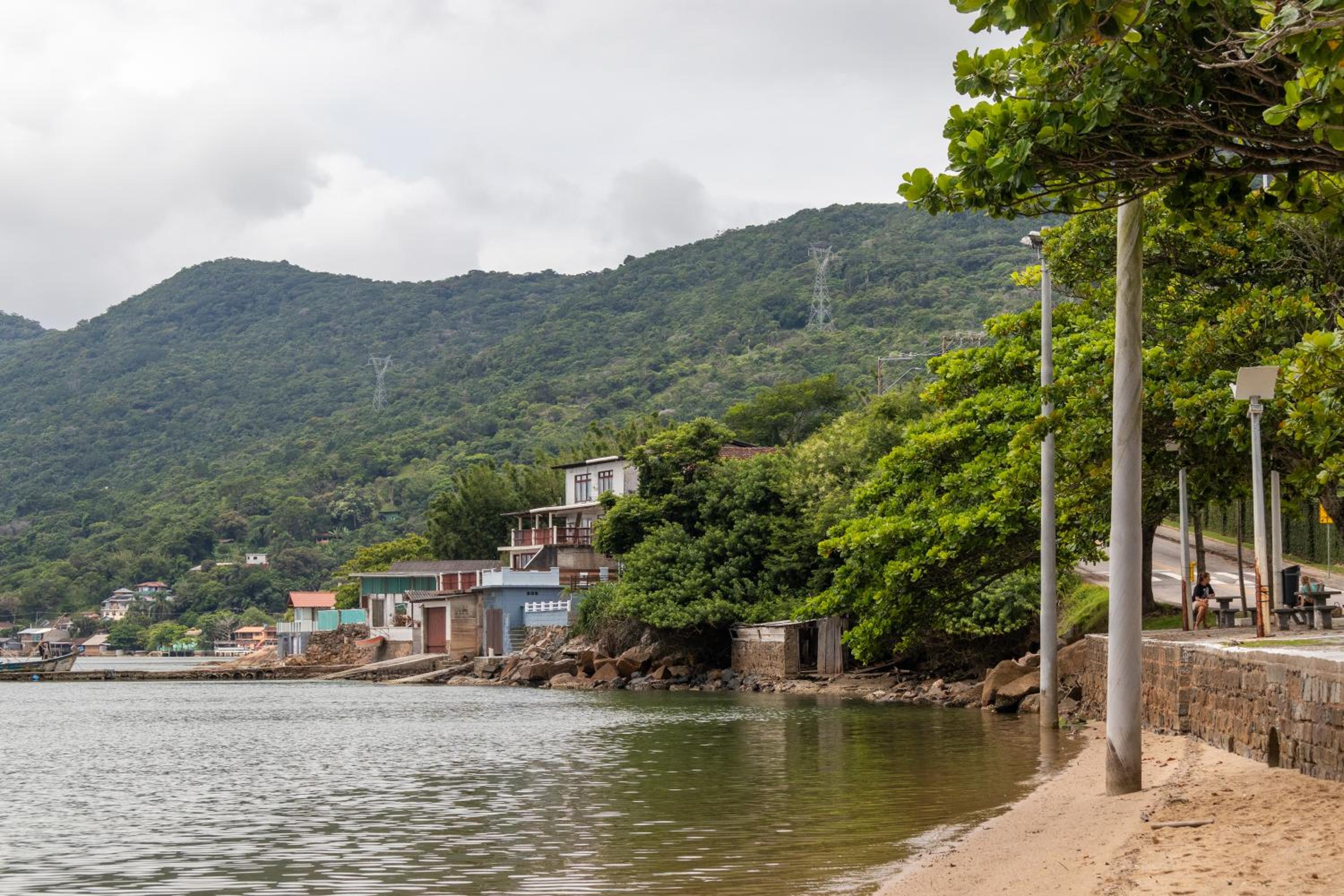 150m da Praia e a 300m do Villa Casarão WZ8850