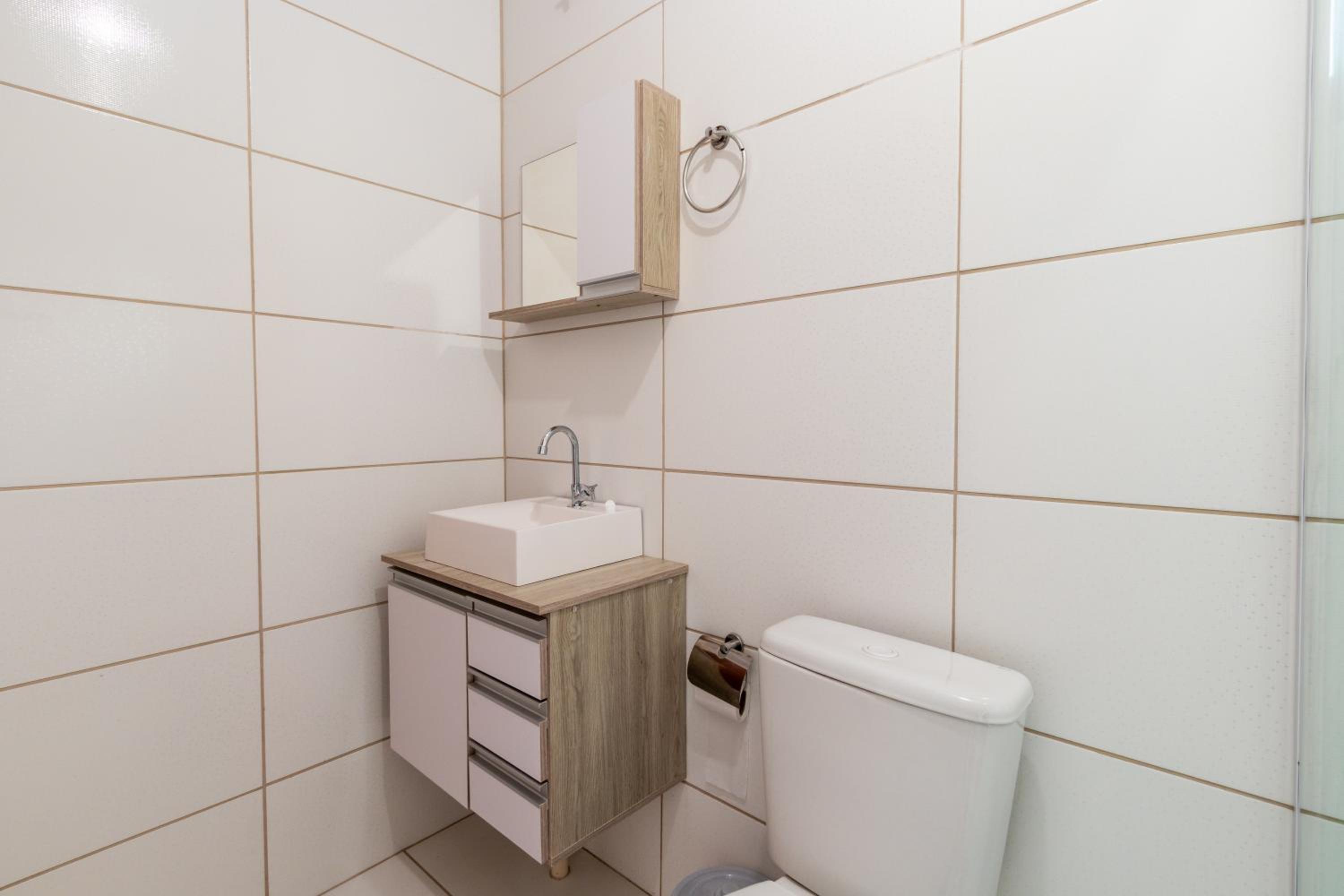 150m da Praia e a 300m do Villa Casarão WZ8850