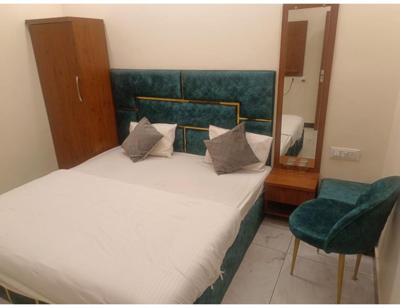 Hotel Anant Villa, Ujjain