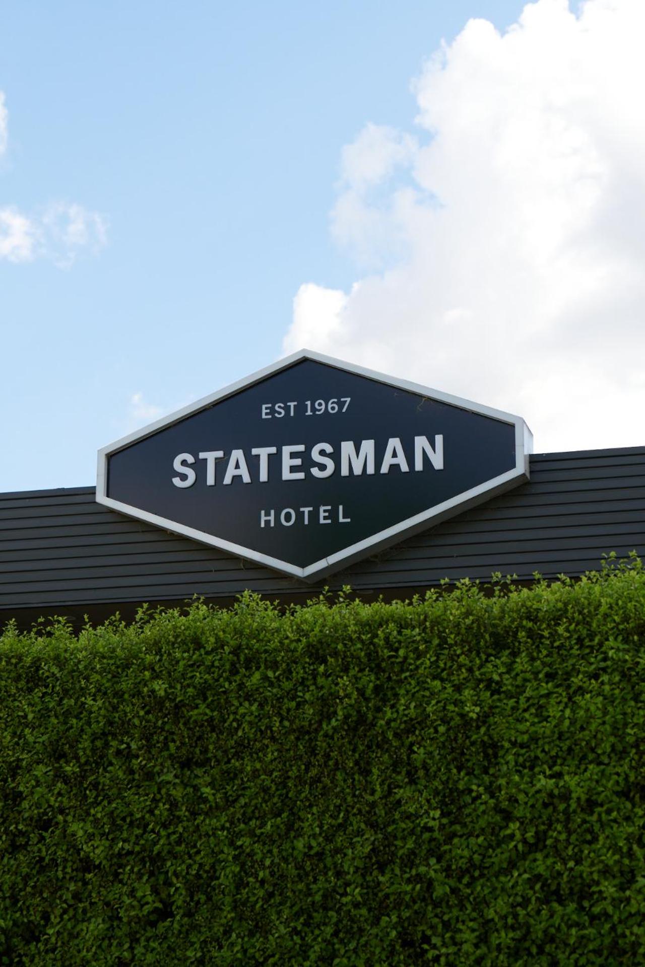 Statesman Hotel
