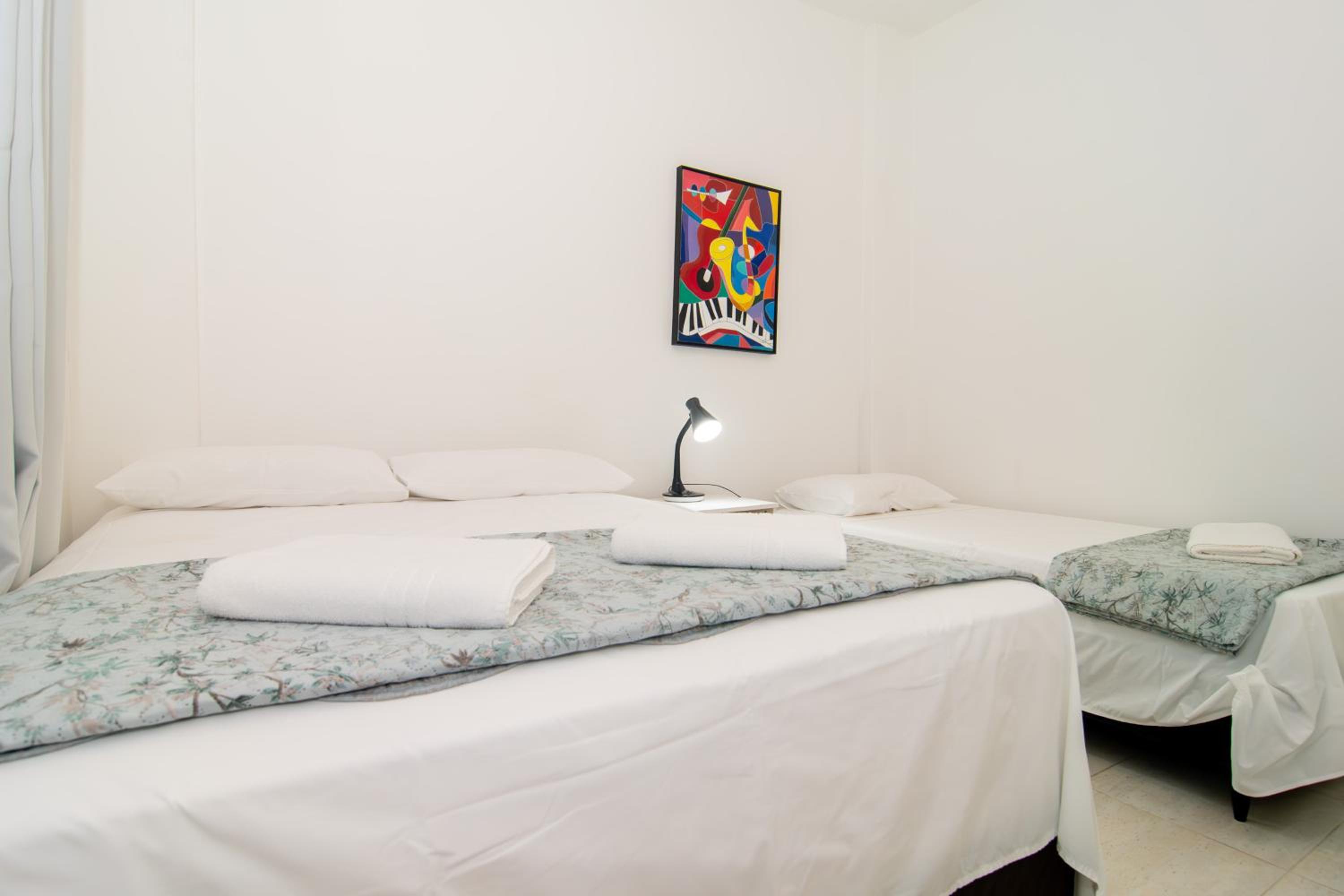 Localização privilegiada na Av. Atlântica JK4995