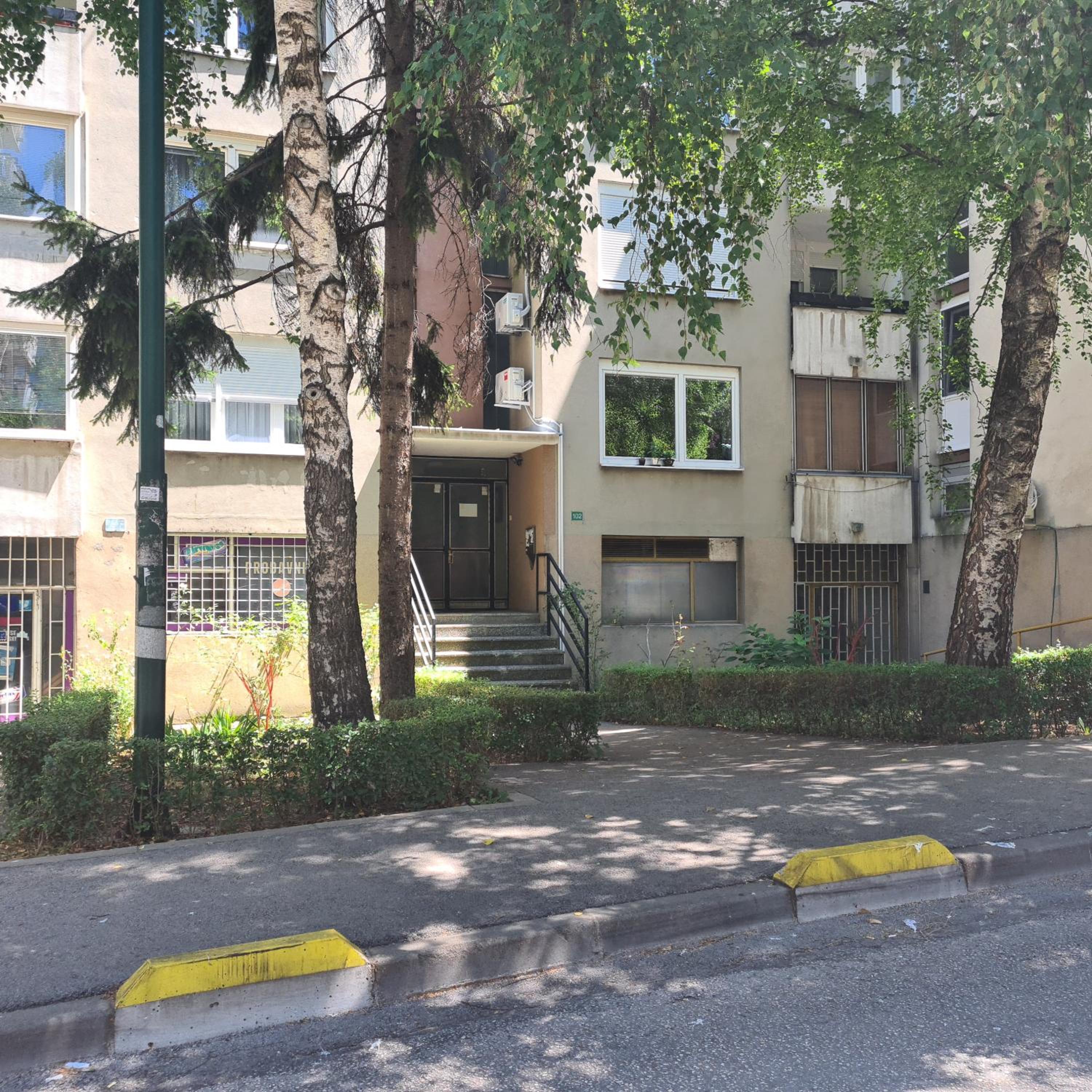 Family stay apartment Share