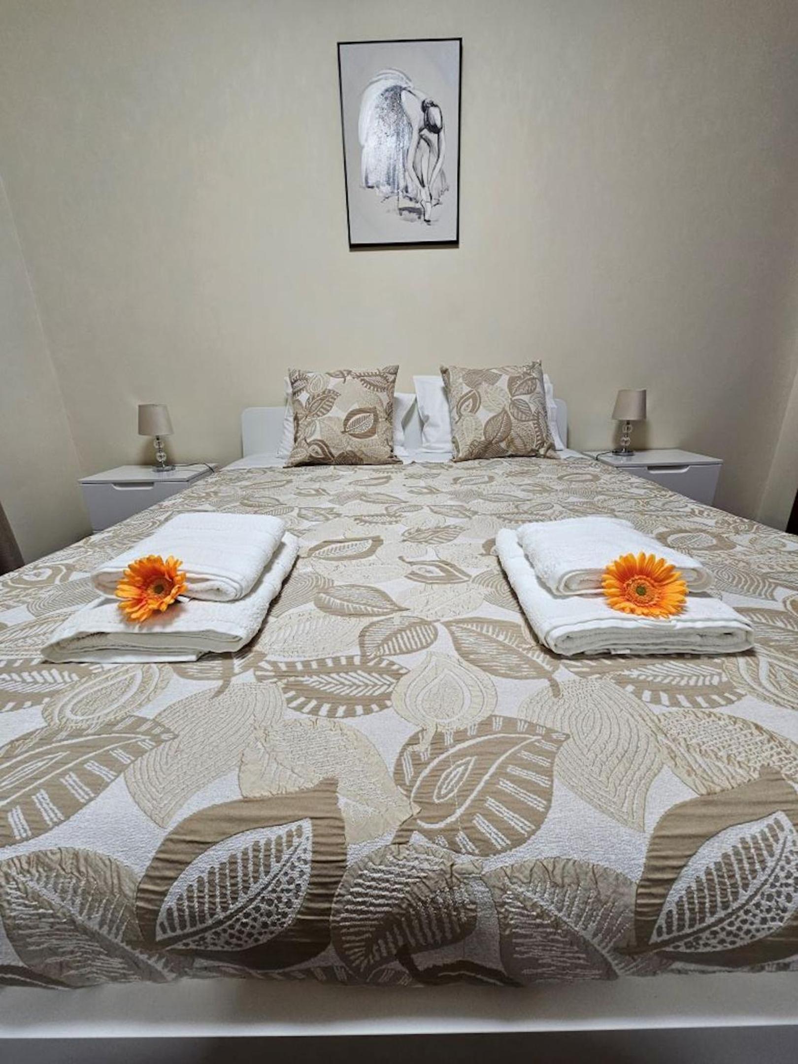 Charming Apartment in Funchal with Balcony and View view 5