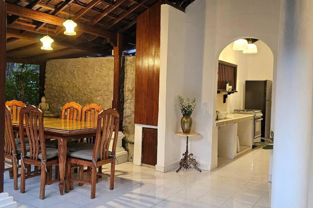 charming balinese Shanty house