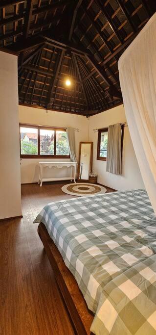 charming balinese Shanty house