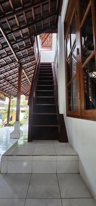 charming balinese Shanty house