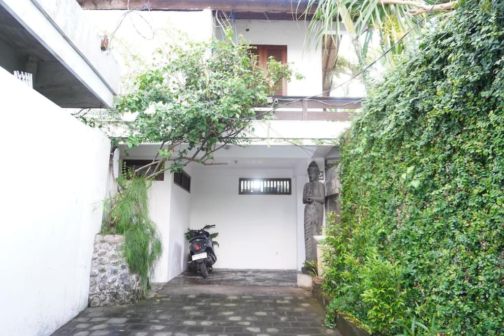 charming balinese Shanty house