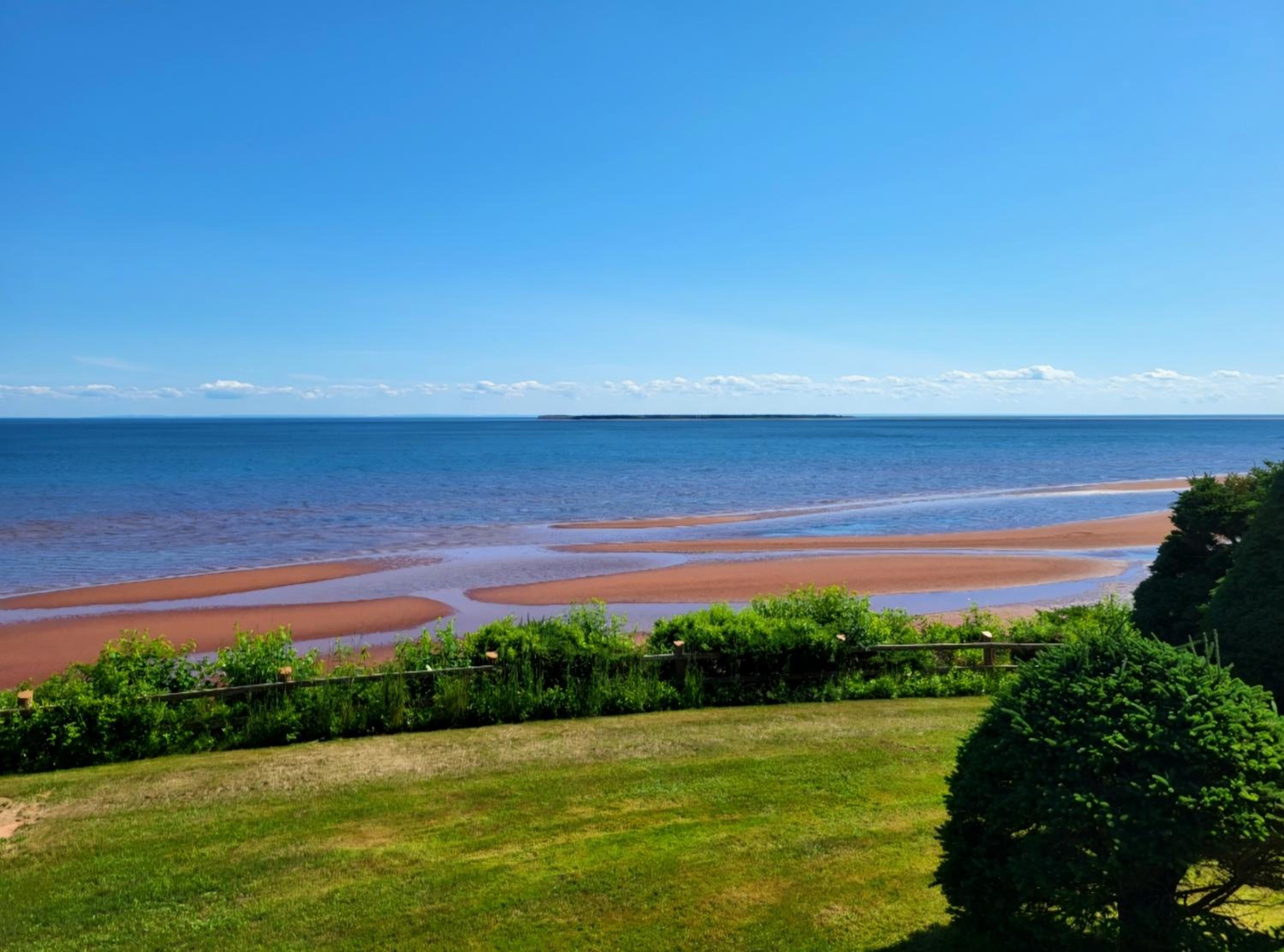 True Living Oceanfront Cottage