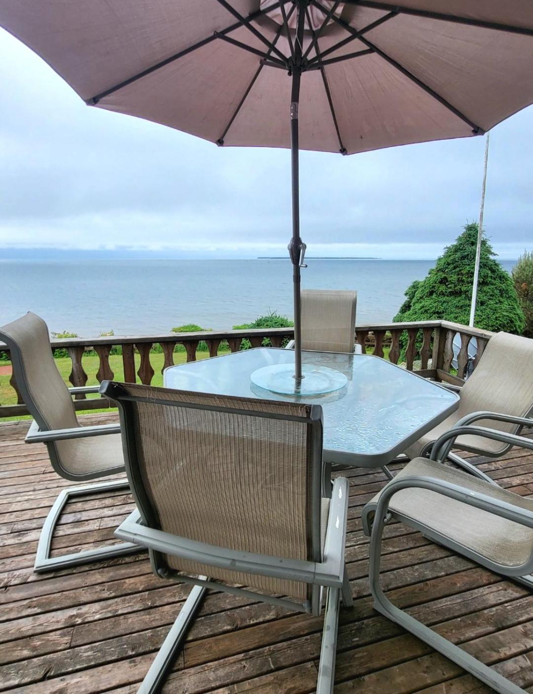 True Living Oceanfront Cottage