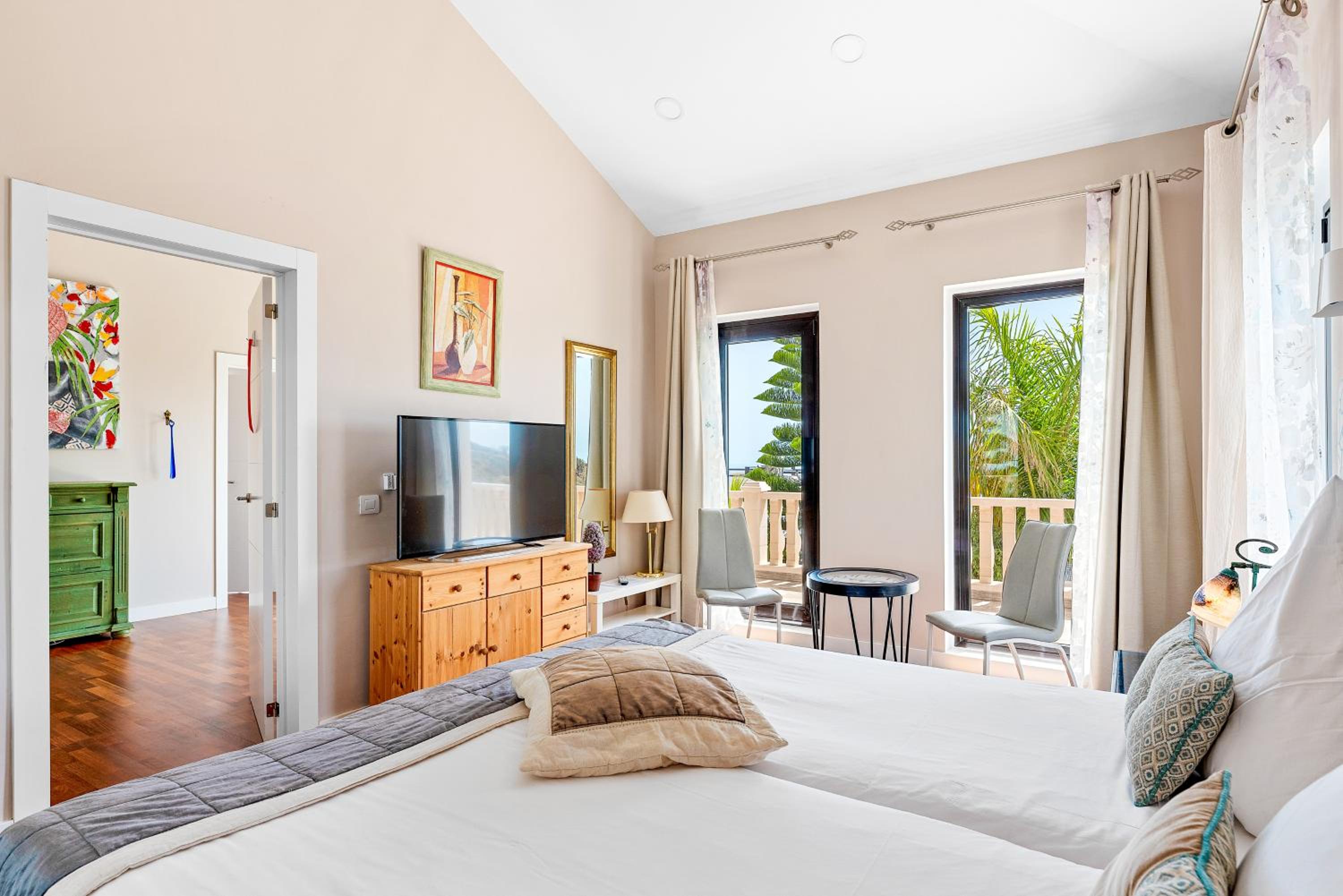 Villa Vista Bella Costa Adeje in ruhiger Villengegend mit Meerblick