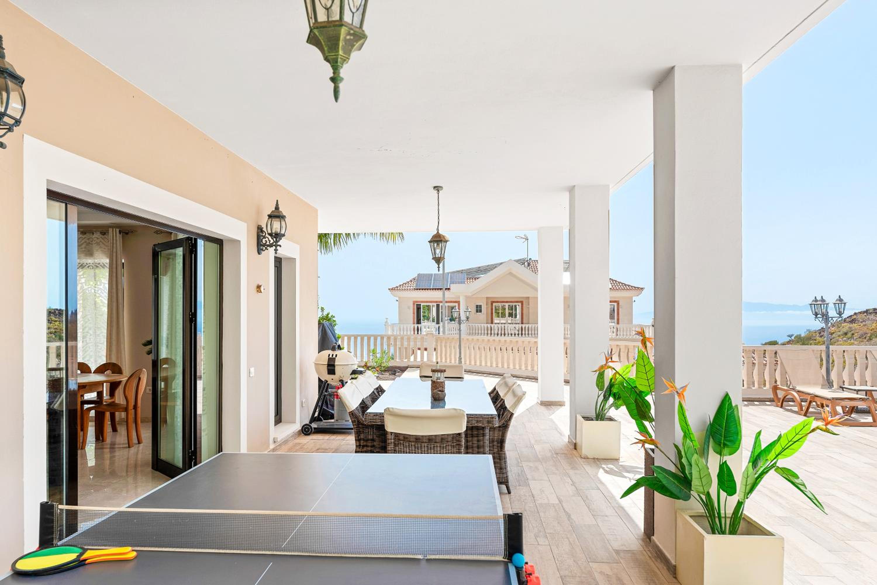 Villa Vista Bella Costa Adeje in ruhiger Villengegend mit Meerblick