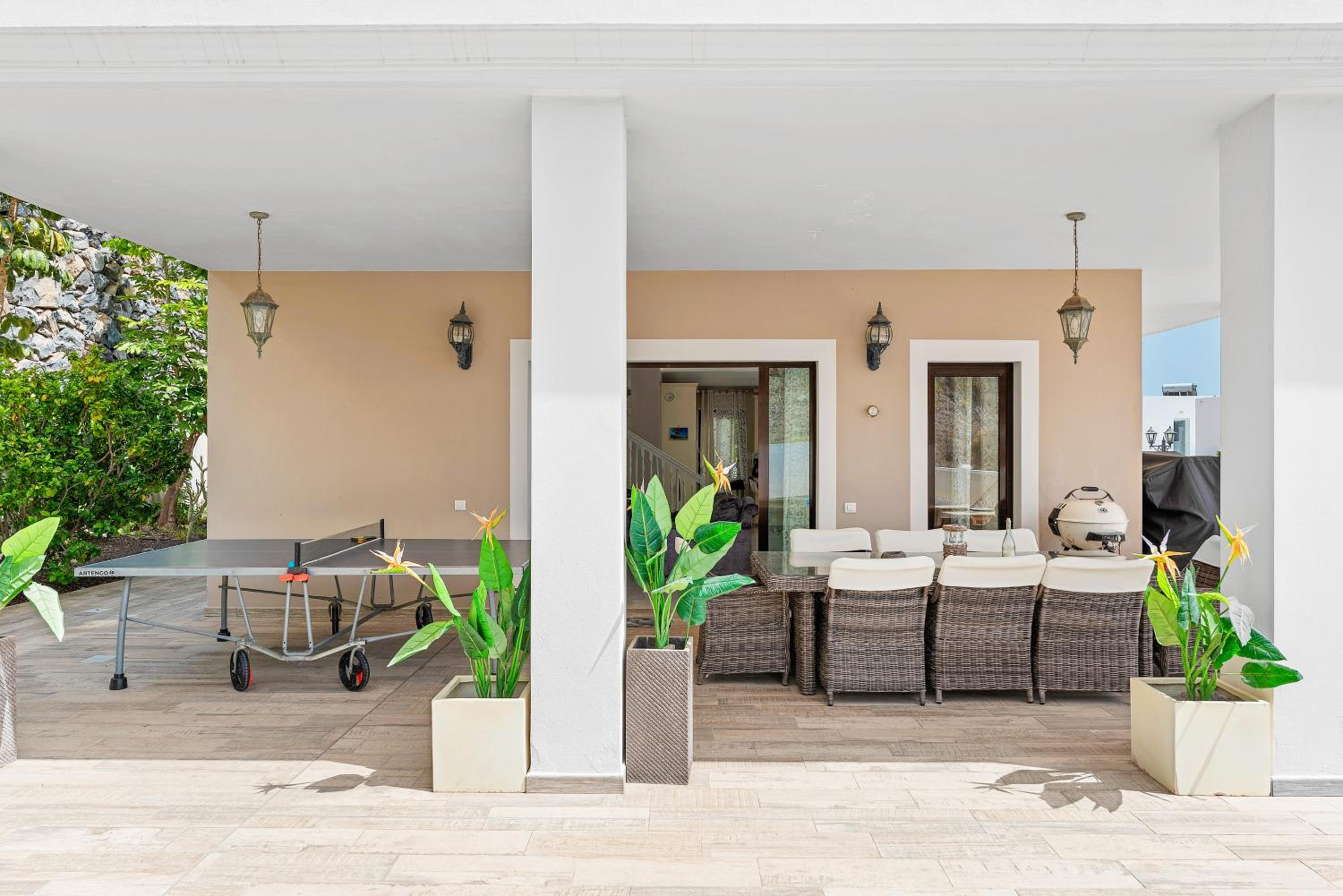 Villa Vista Bella Costa Adeje in ruhiger Villengegend mit Meerblick