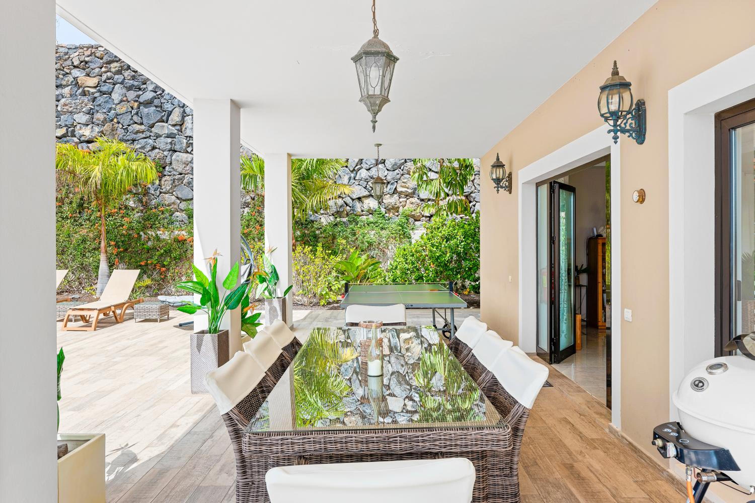 Villa Vista Bella Costa Adeje in ruhiger Villengegend mit Meerblick