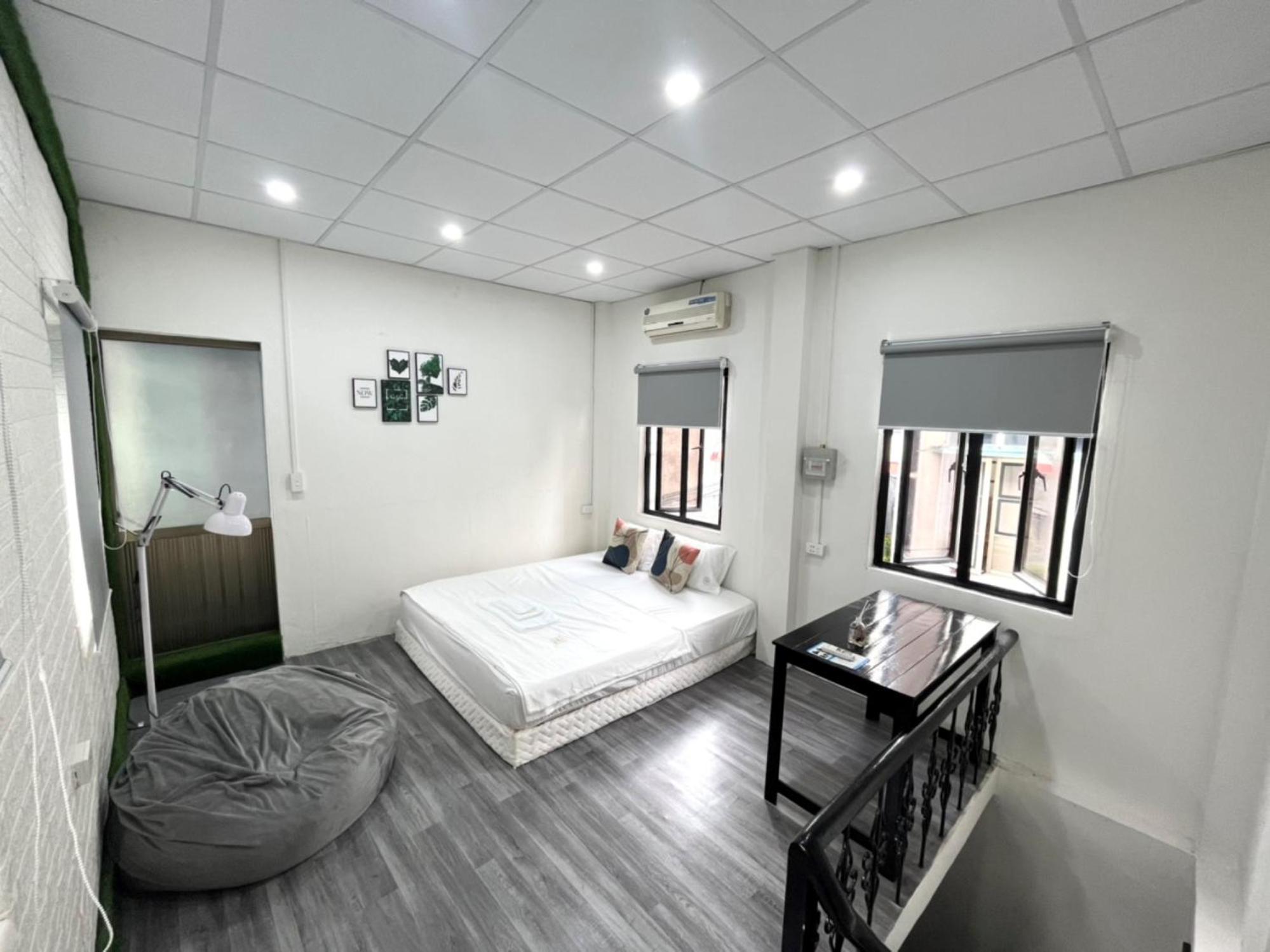 2-Floor Duplex apartment near Train Street - Quiet Local alley